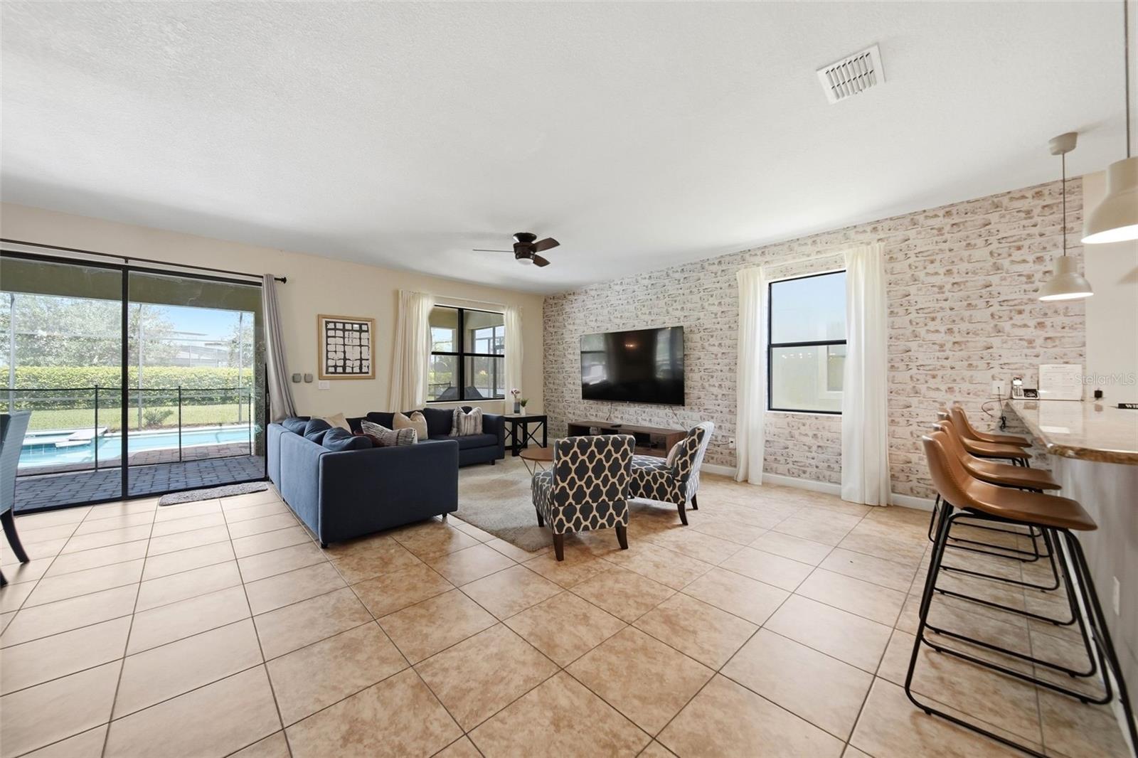 1416 Moon Valley Dr Property Photo 6