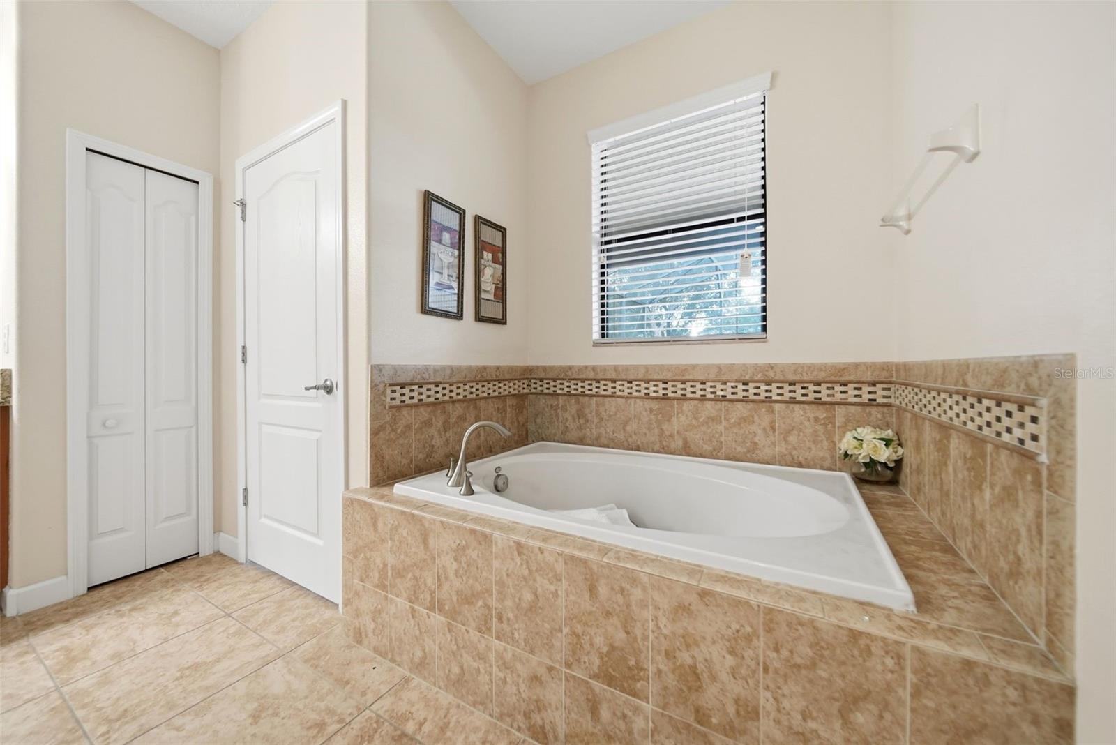 1416 Moon Valley Dr Property Photo 31