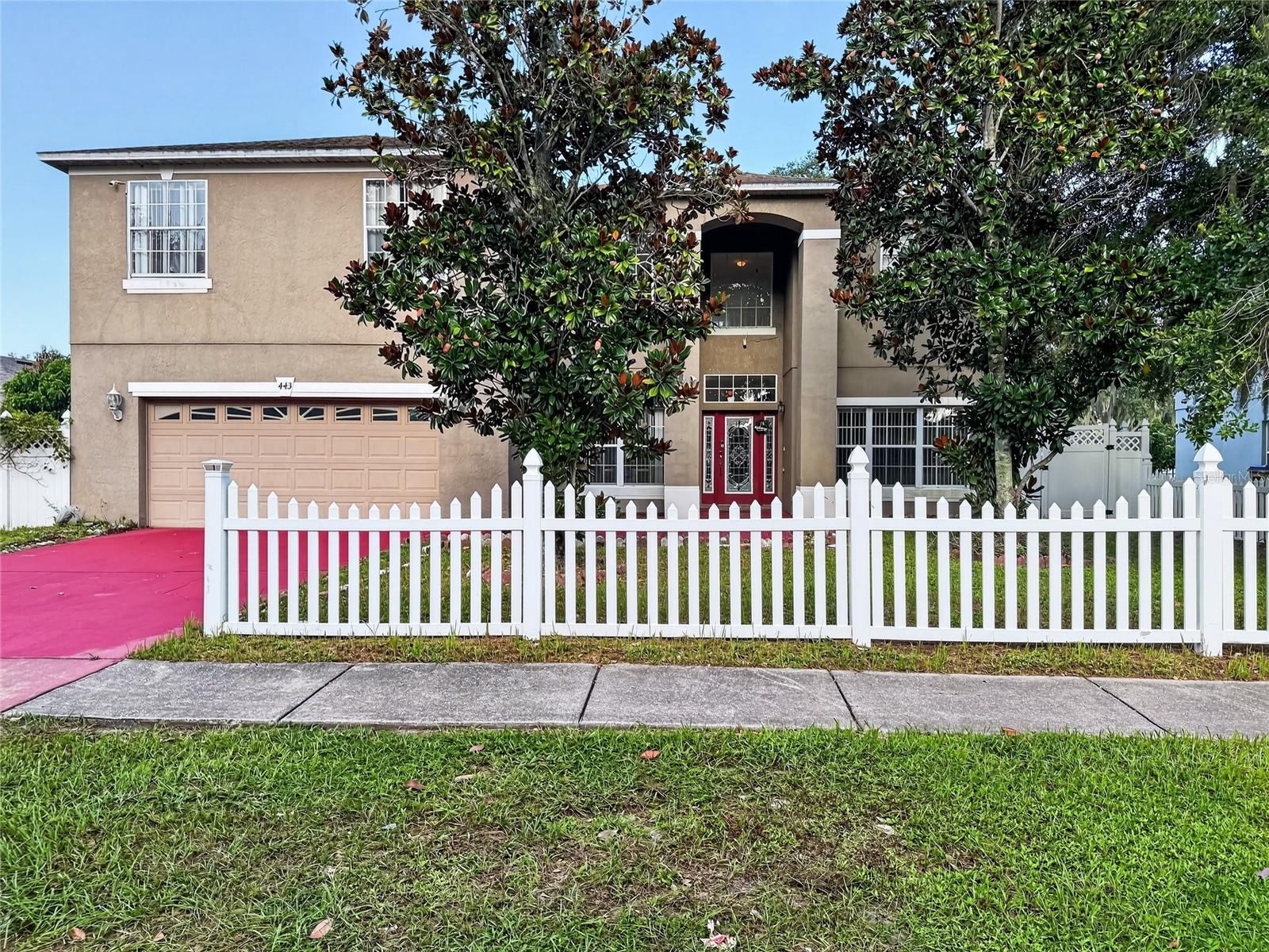 443 MARLBERRY LEAF AVE