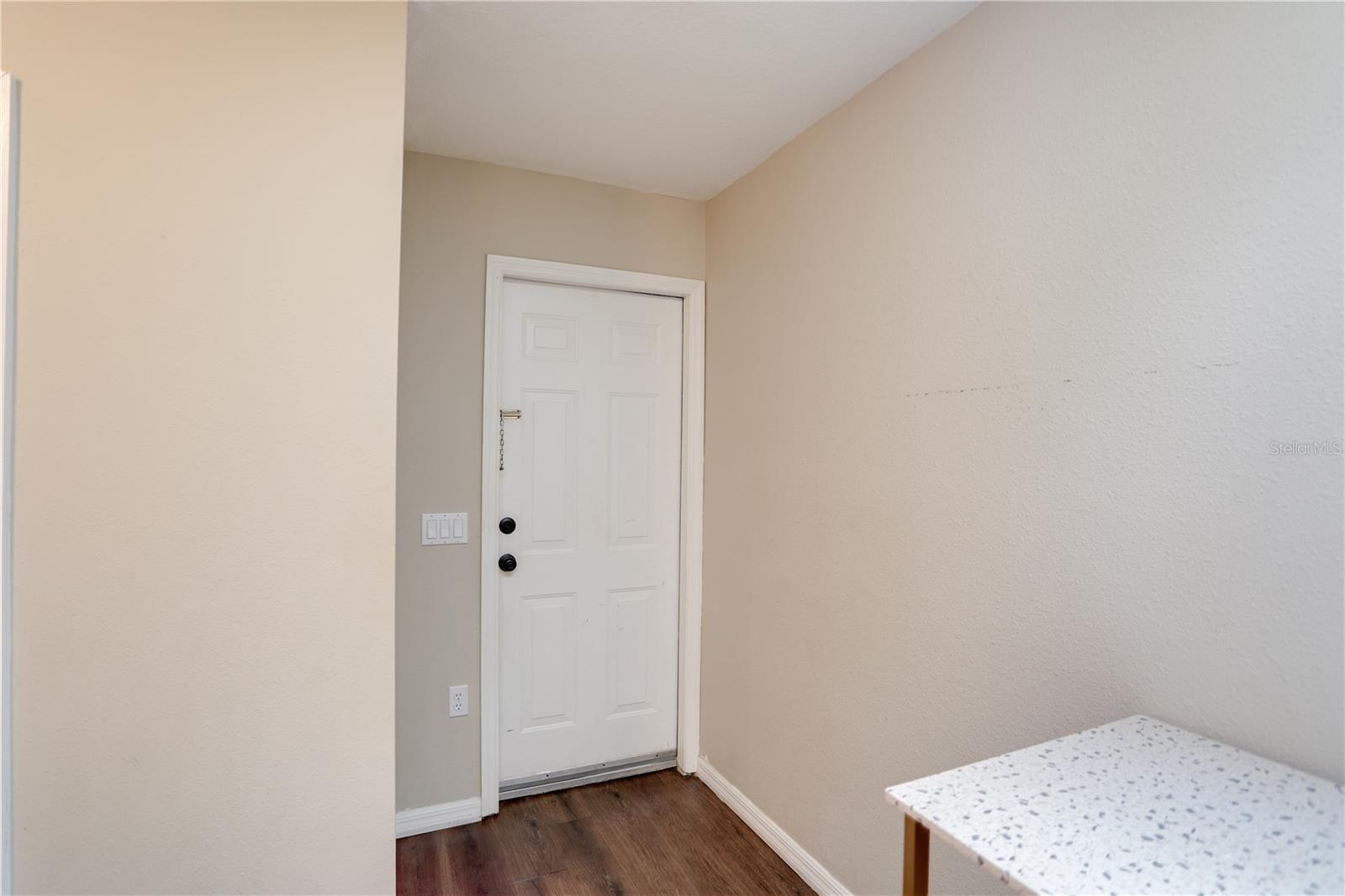 14222 Sonco Ave Property Photo 3