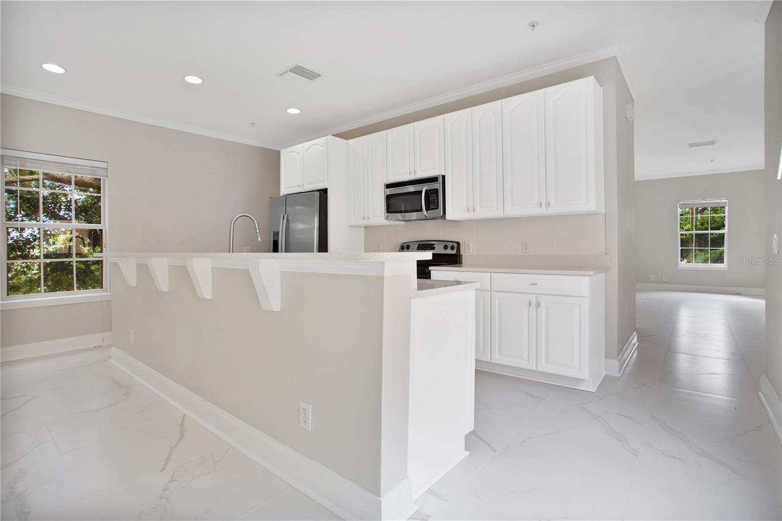 310 E Vanderbilt St #3 Property Photo 13