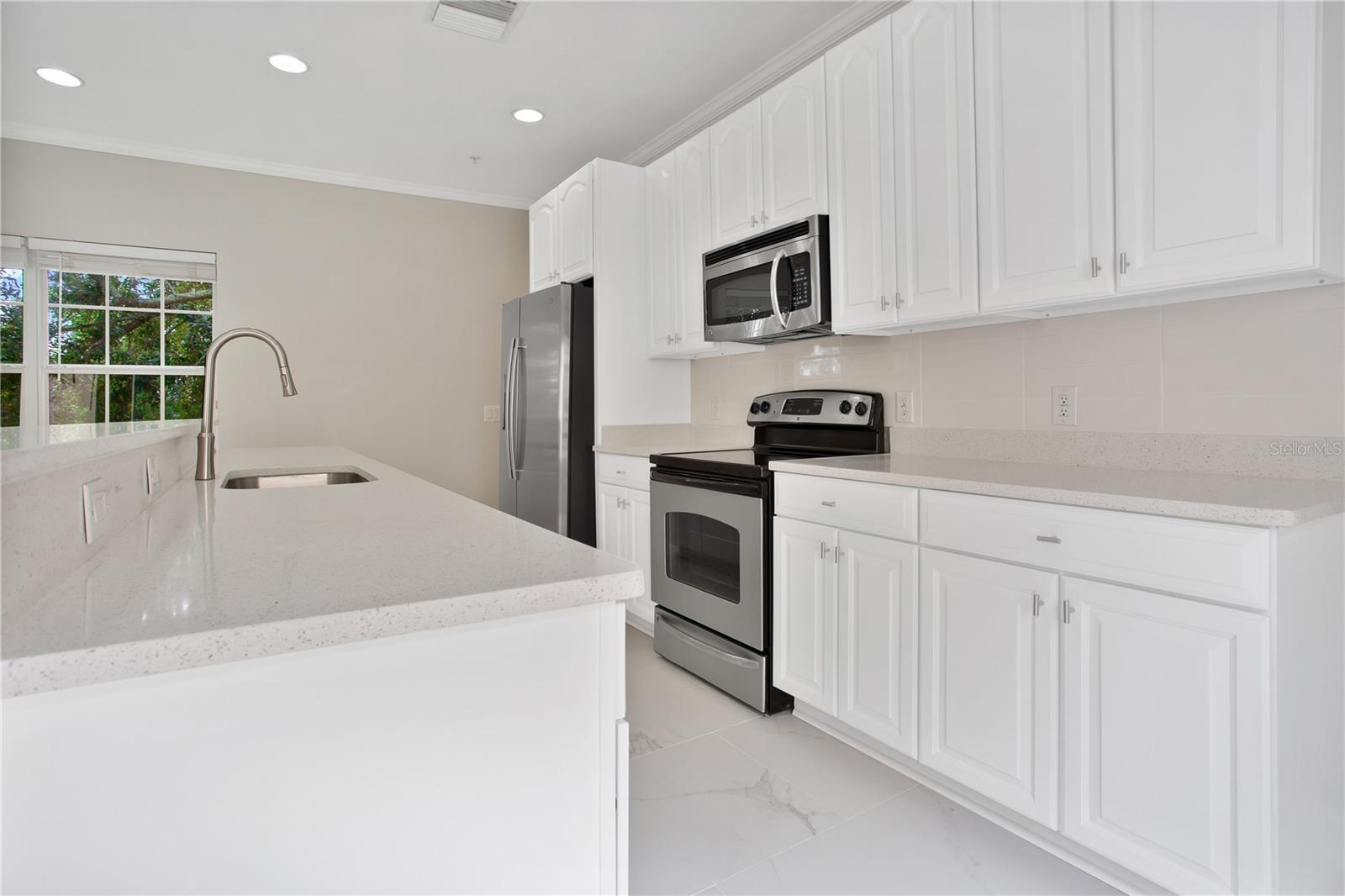 310 E Vanderbilt St #3 Property Photo 14