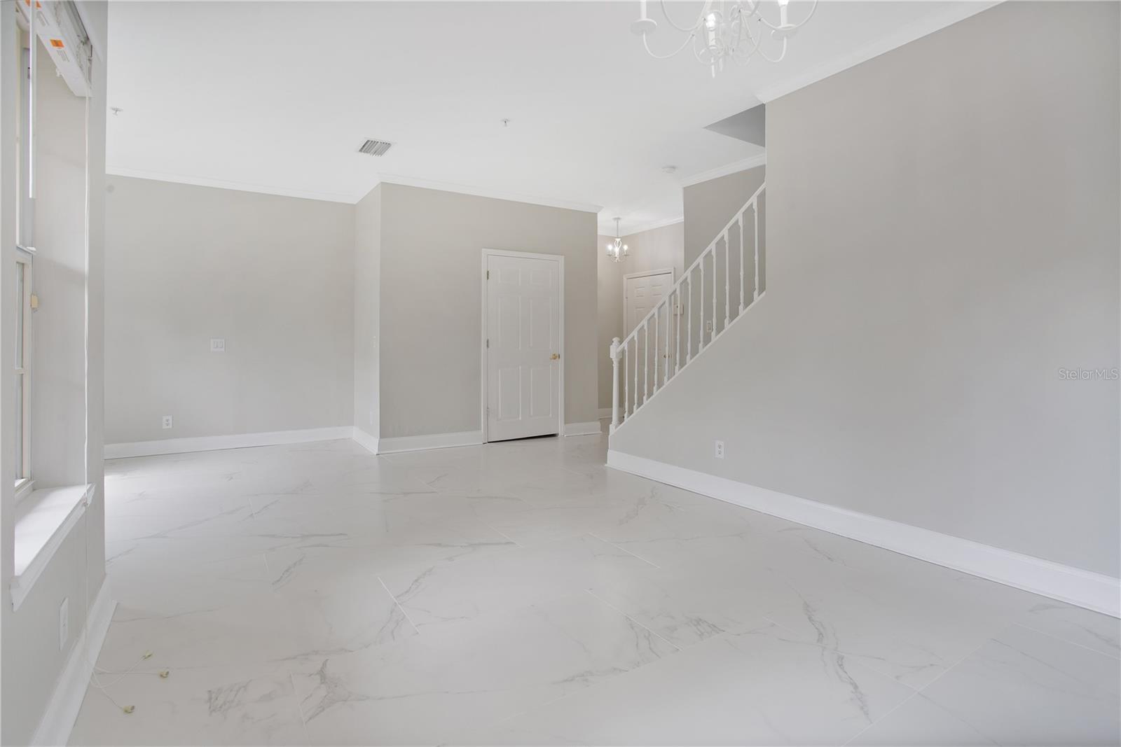 310 E Vanderbilt St #3 Property Photo 16