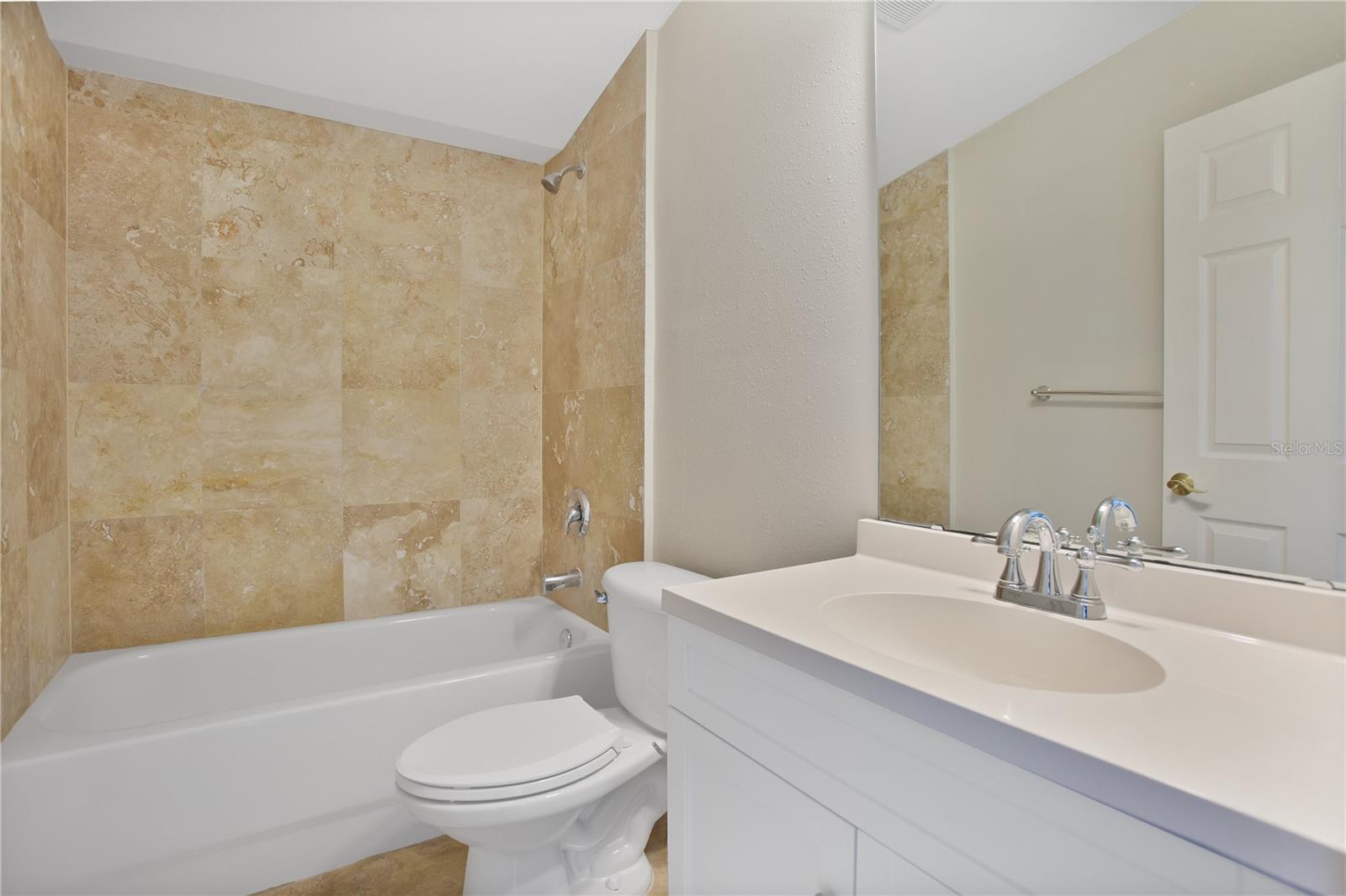 310 E Vanderbilt St #3 Property Photo 30