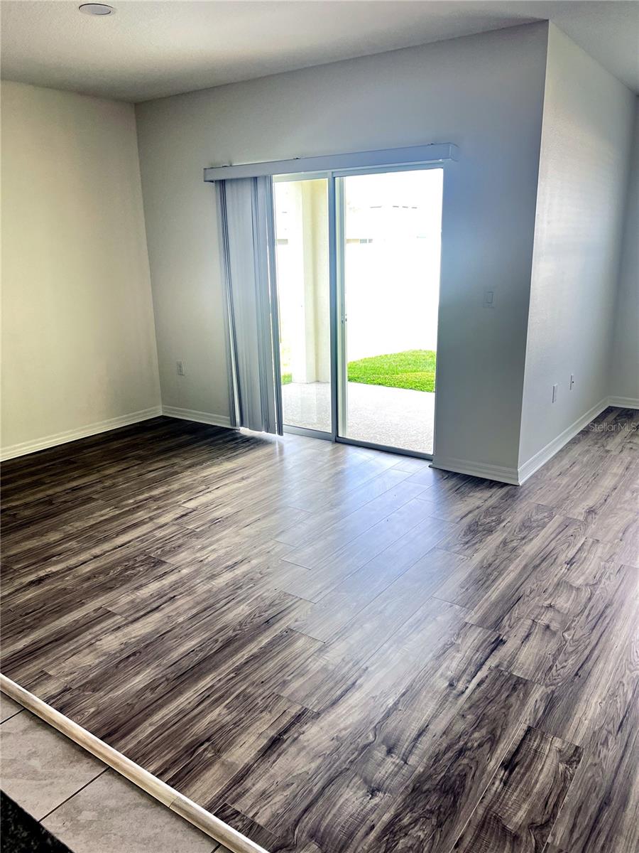 397 Corso Loop Property Photo 8