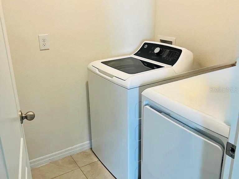 397 Corso Loop Property Photo 10