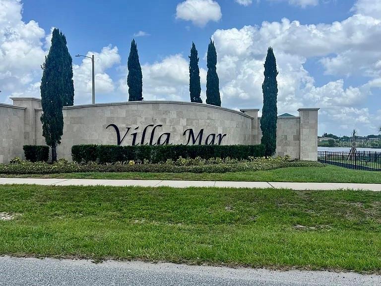 397 Corso Loop Property Photo 27