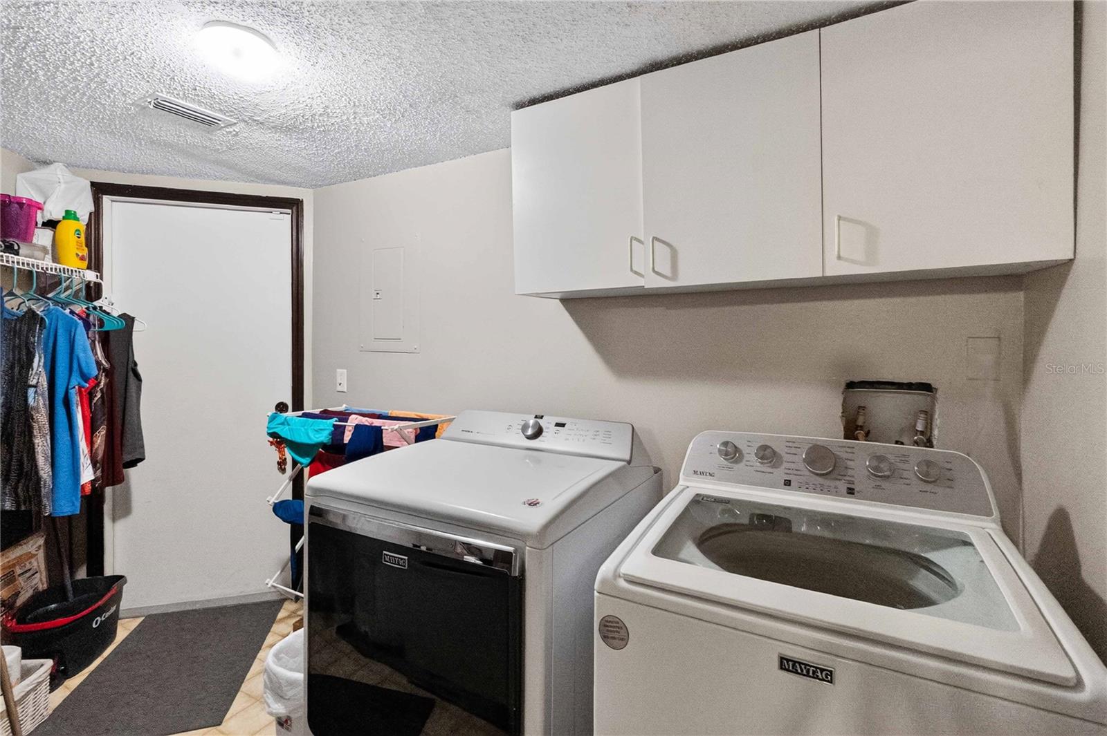 4807 Coachmans Dr #2402 Property Photo 17