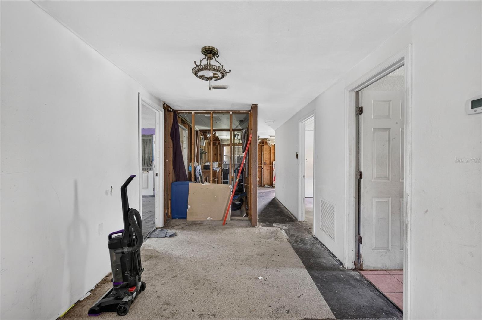 846 Neuse Ave Property Photo 4