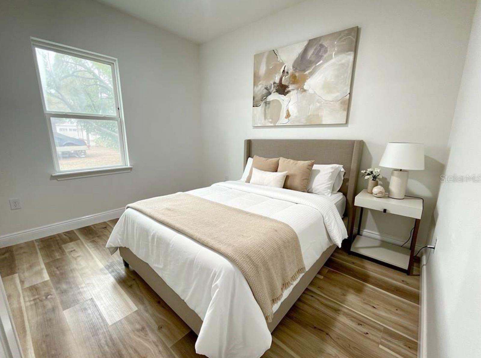 23419 Gemstone Ave Property Photo 4