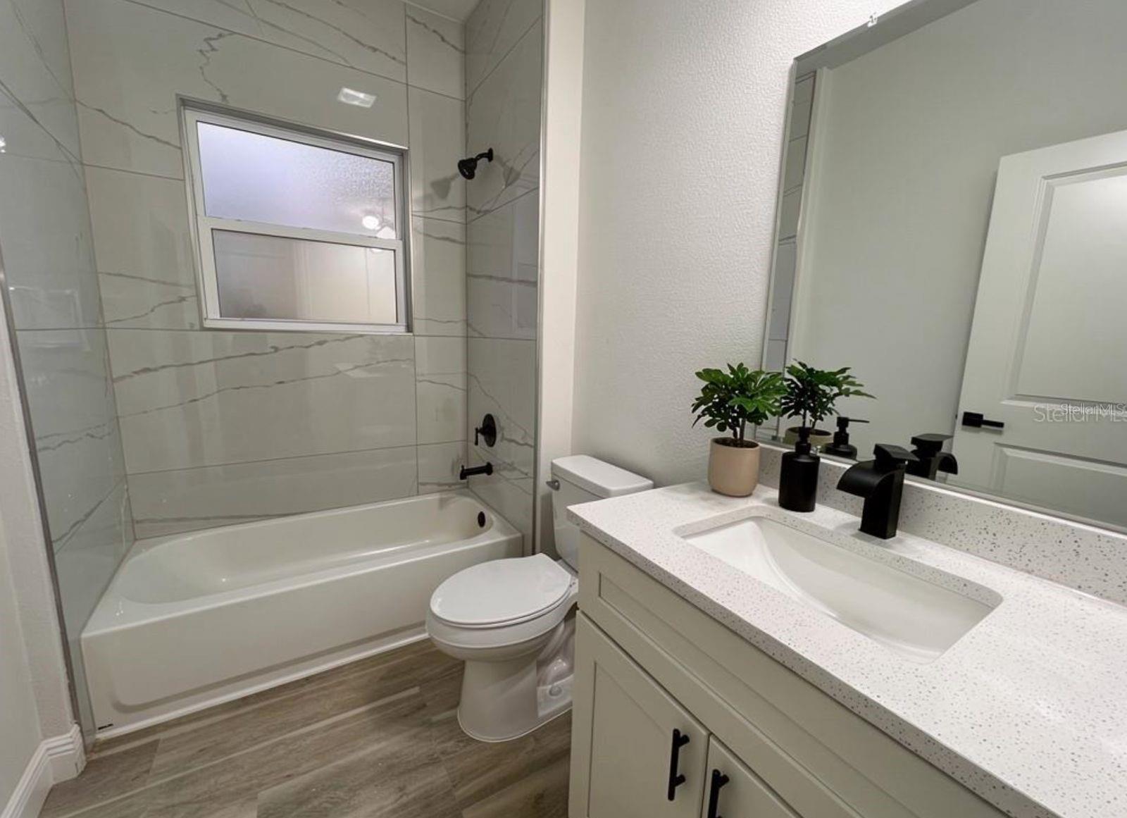 23419 Gemstone Ave Property Photo 7