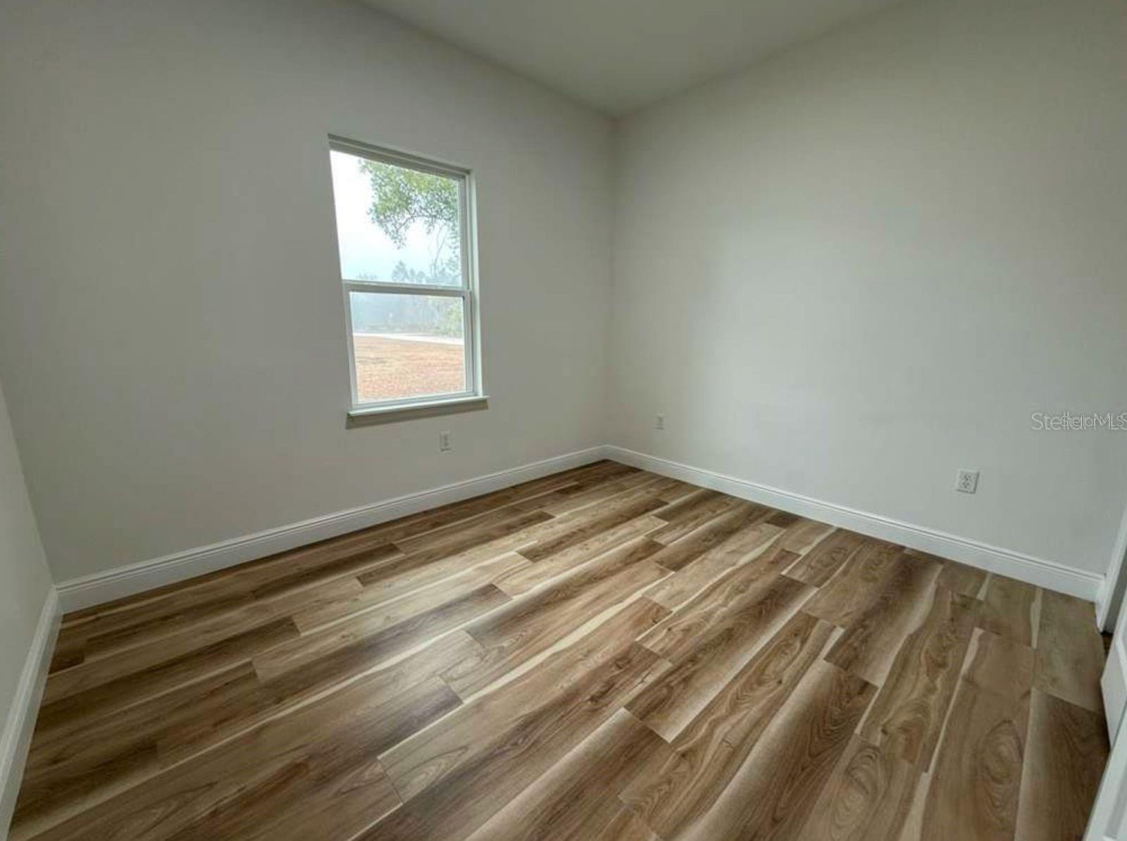 23419 Gemstone Ave Property Photo 16