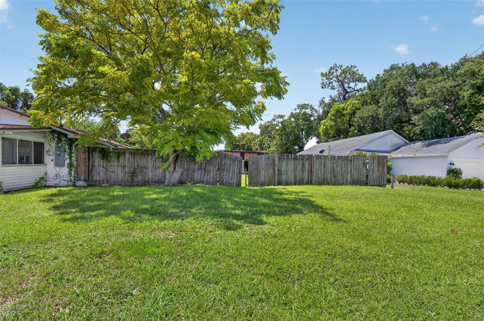 Neuse Ave Property Photo 1
