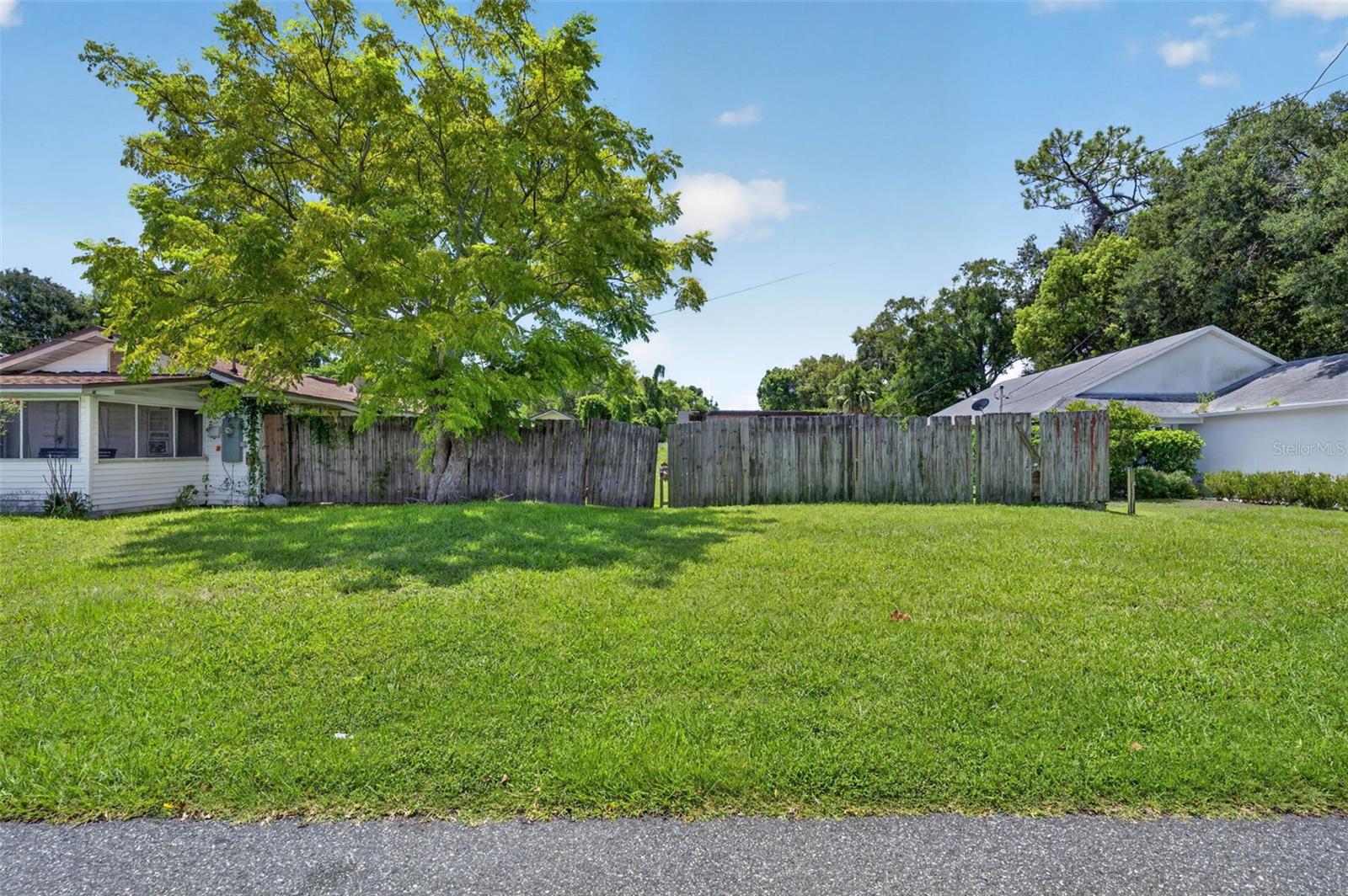 Neuse Ave Property Photo 2
