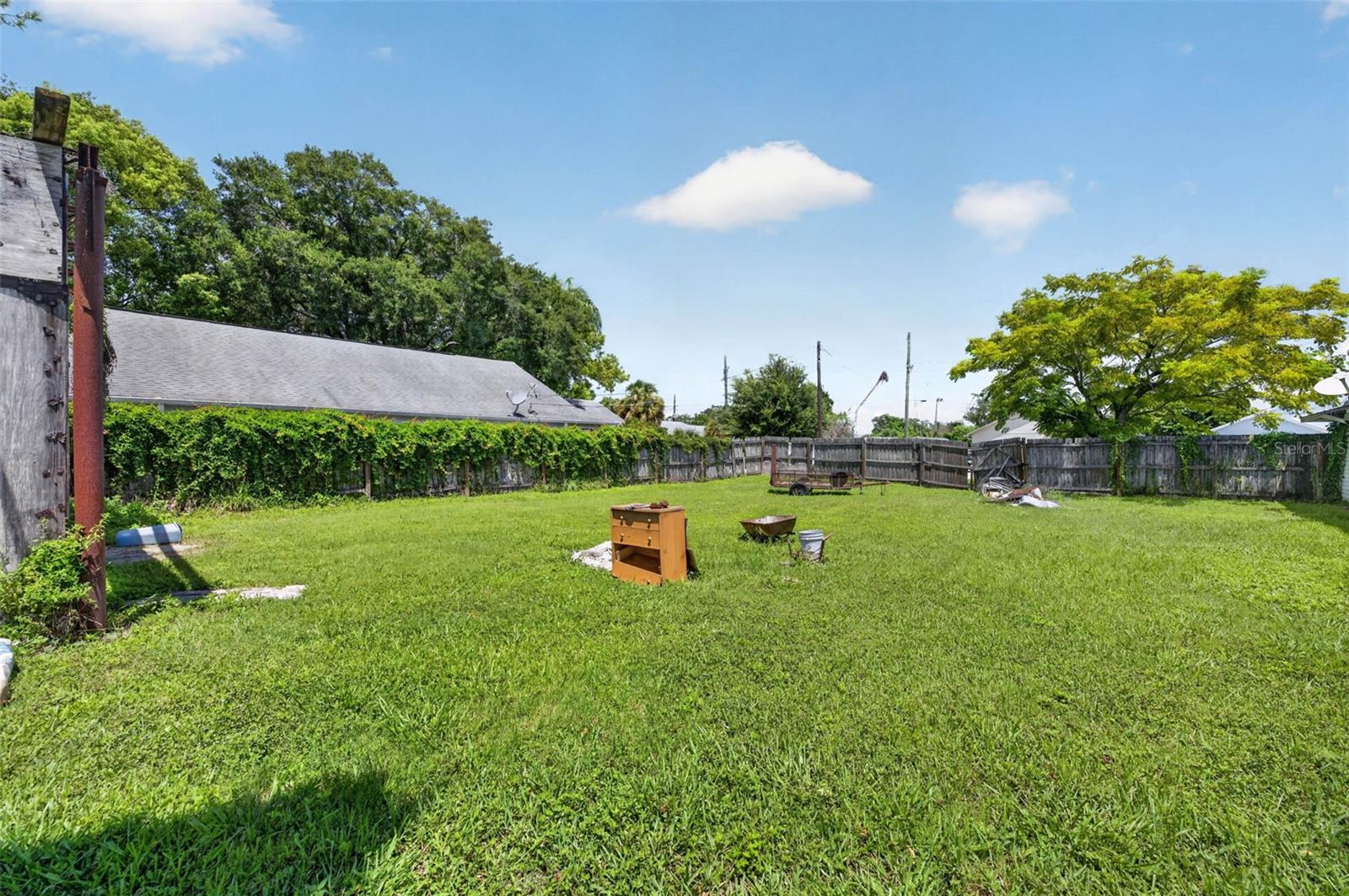 Neuse Ave Property Photo 6