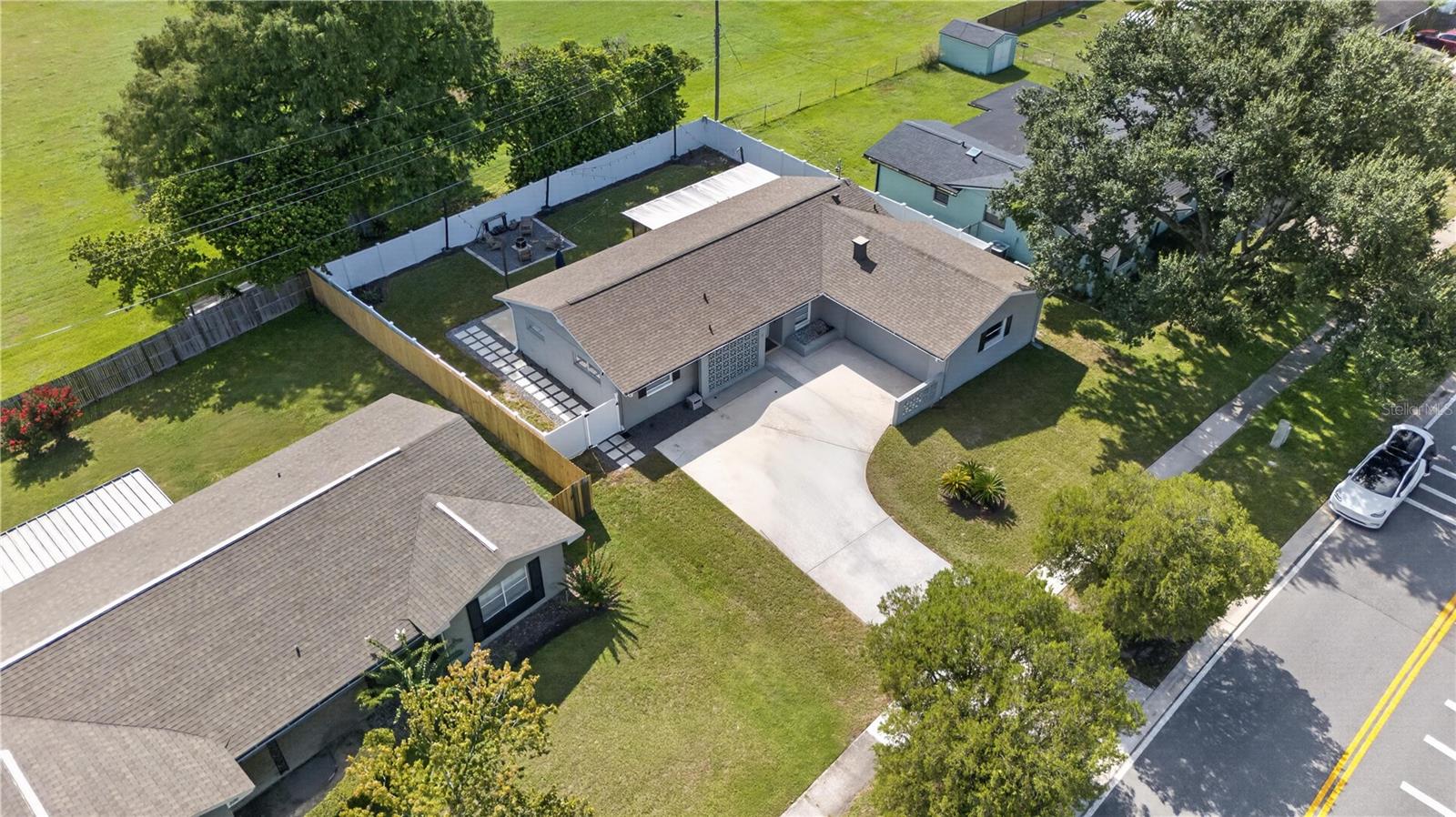 2112 Eastbrook Blvd Property Photo 38