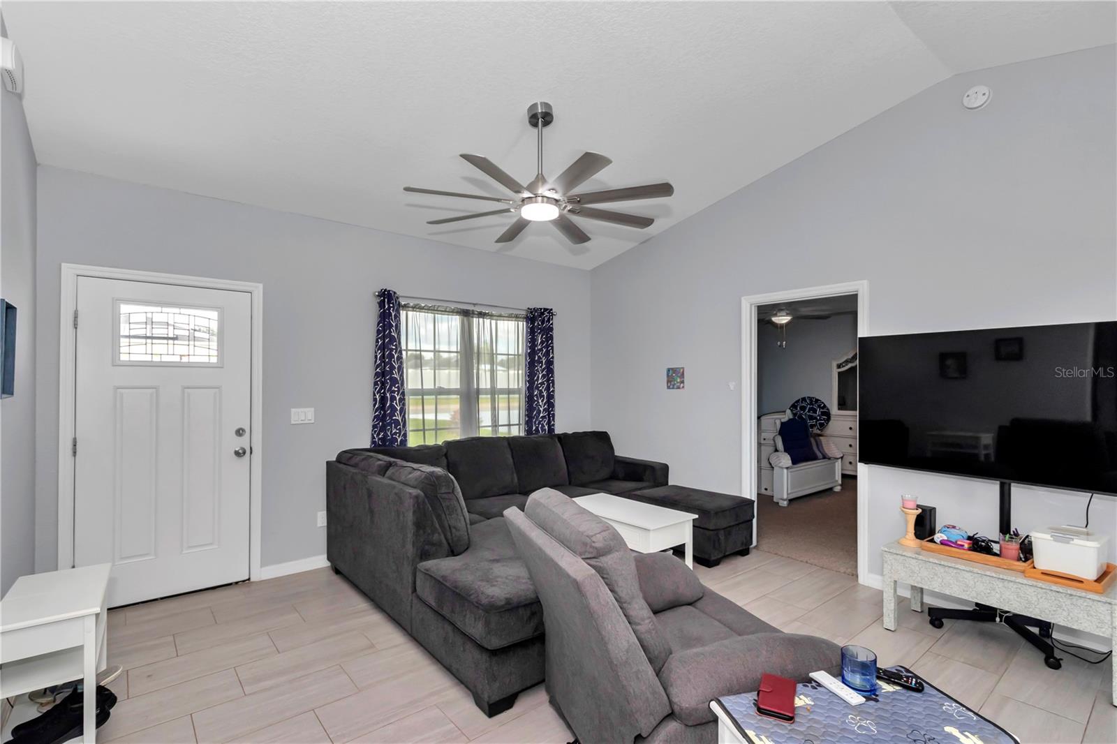 1 Laurel Pass Ln Property Photo 5