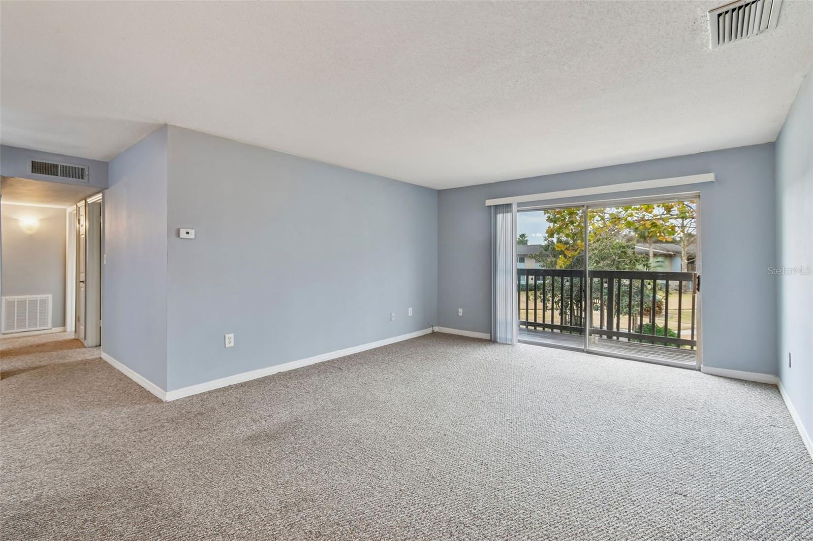 1695 Lee Rd #e215 Property Photo 14
