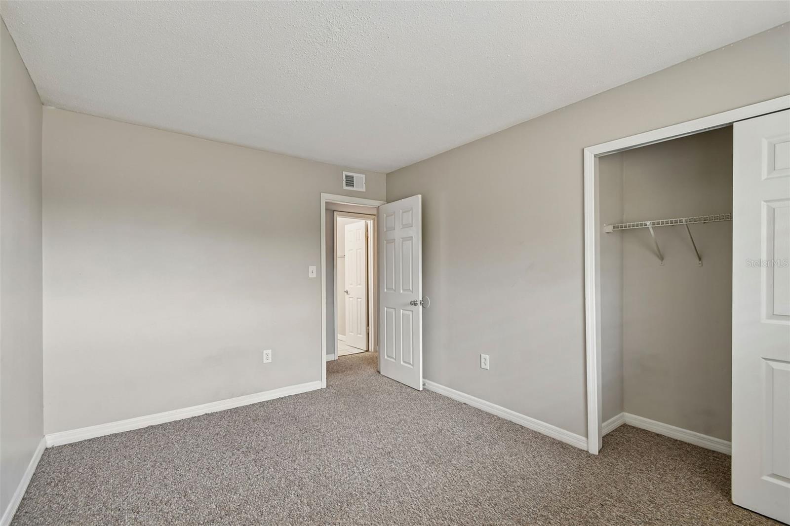 1695 Lee Rd #e215 Property Photo 25