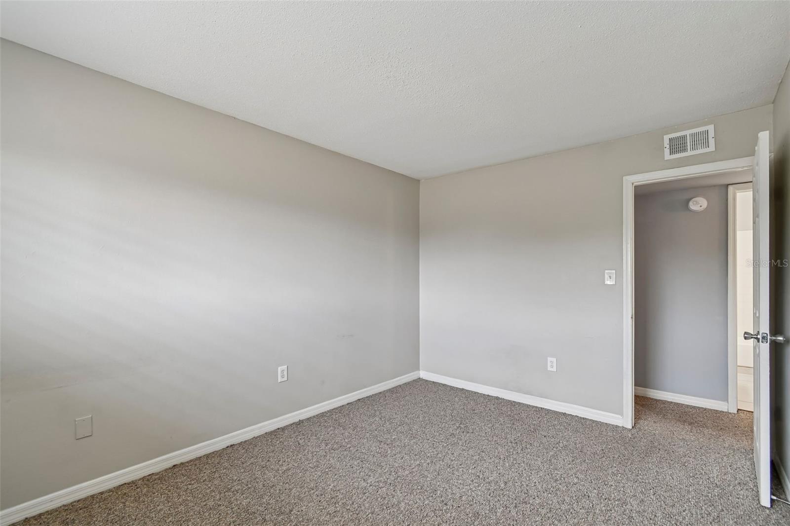1695 Lee Rd #e215 Property Photo 26