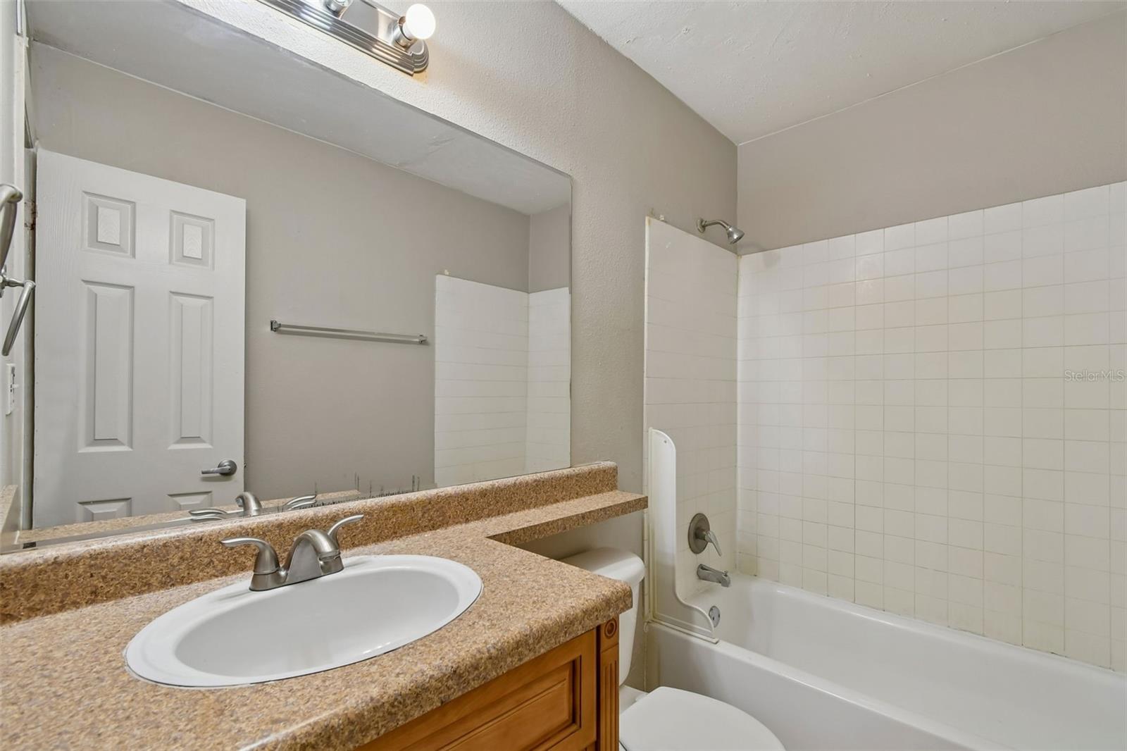 1695 Lee Rd #e215 Property Photo 27