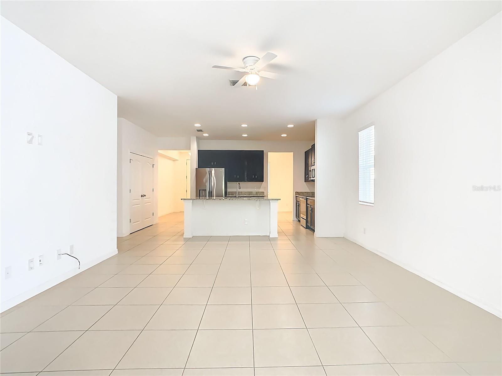 O6434753 Property Photo 14