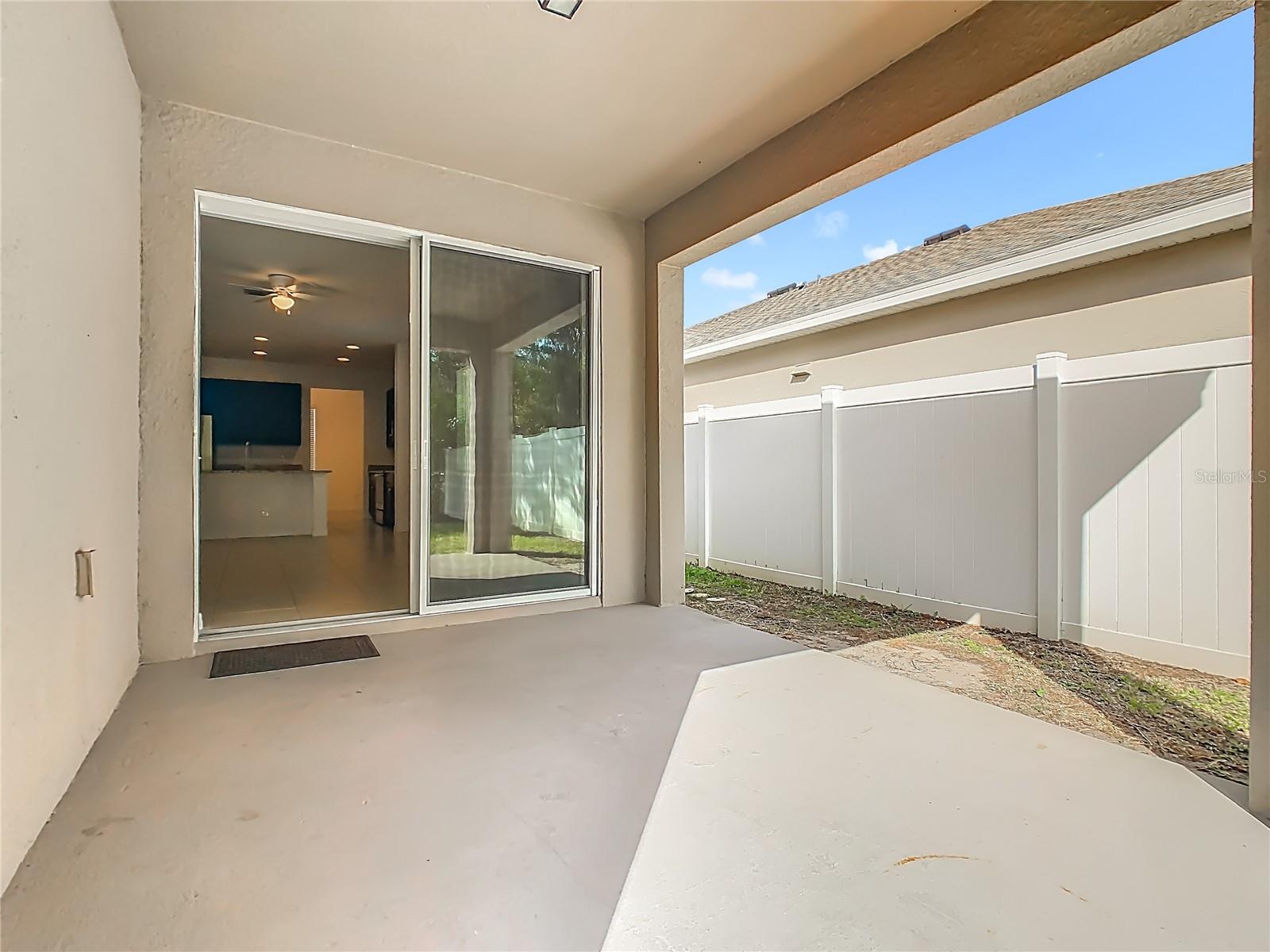 O6434753 Property Photo 35