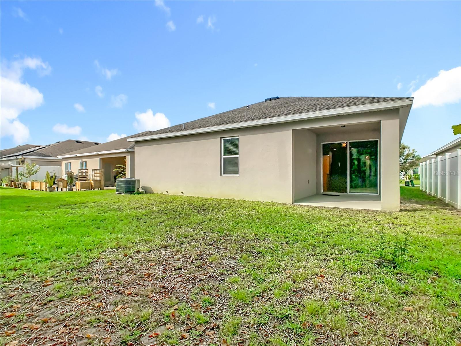 O6434753 Property Photo 39