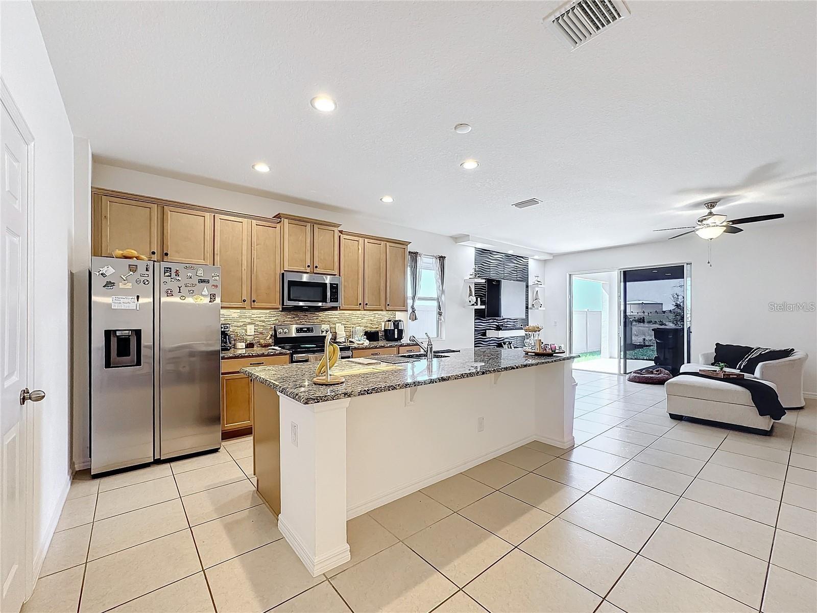 O6434754 Property Photo 5