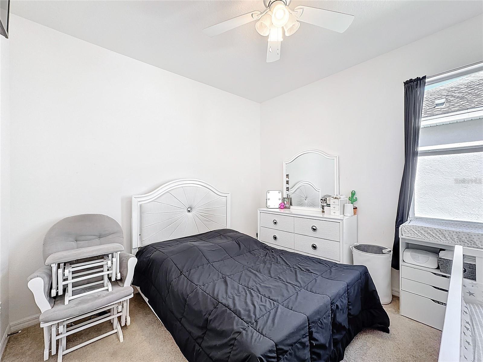 O6434754 Property Photo 27