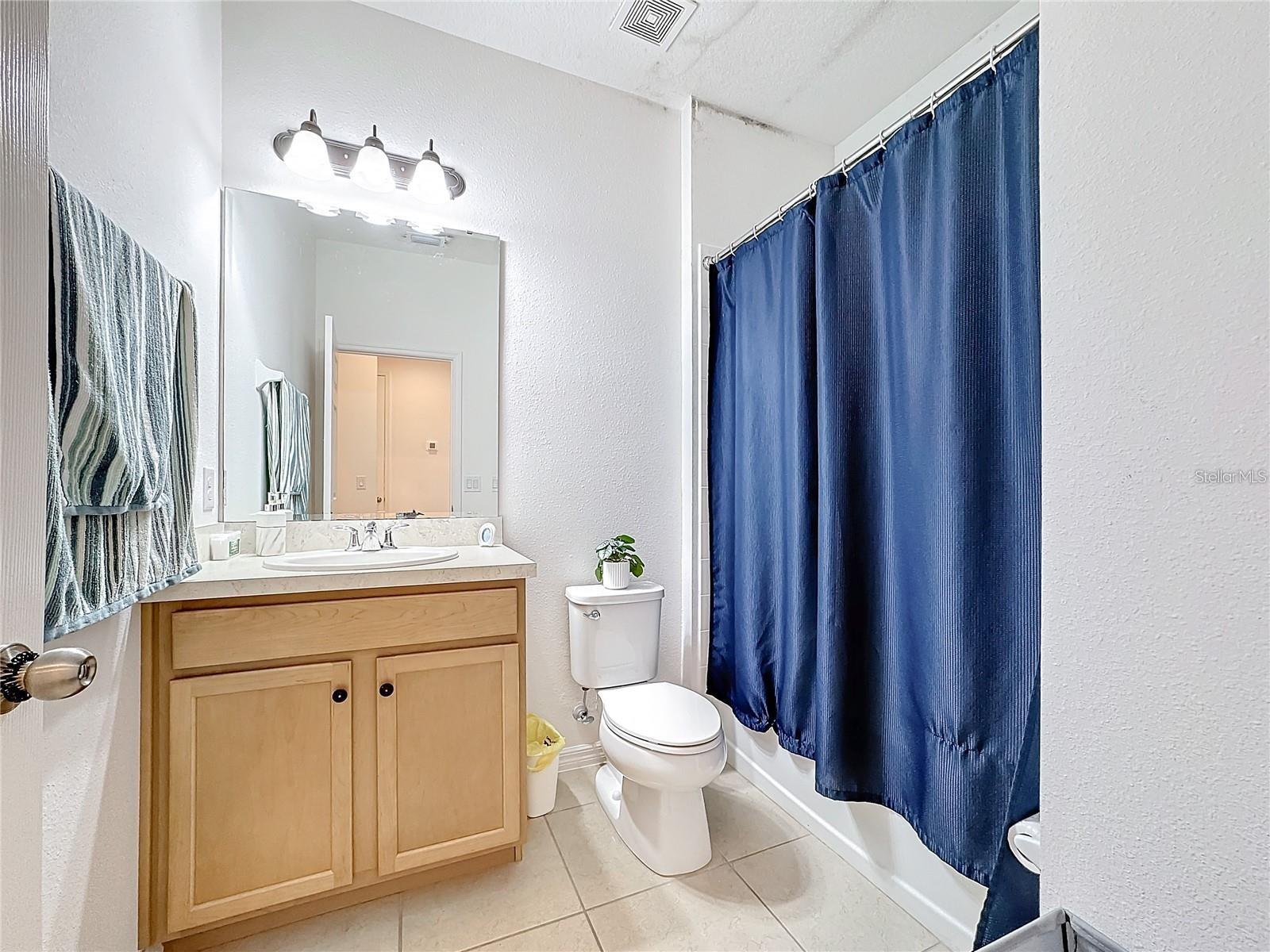 O6434754 Property Photo 31