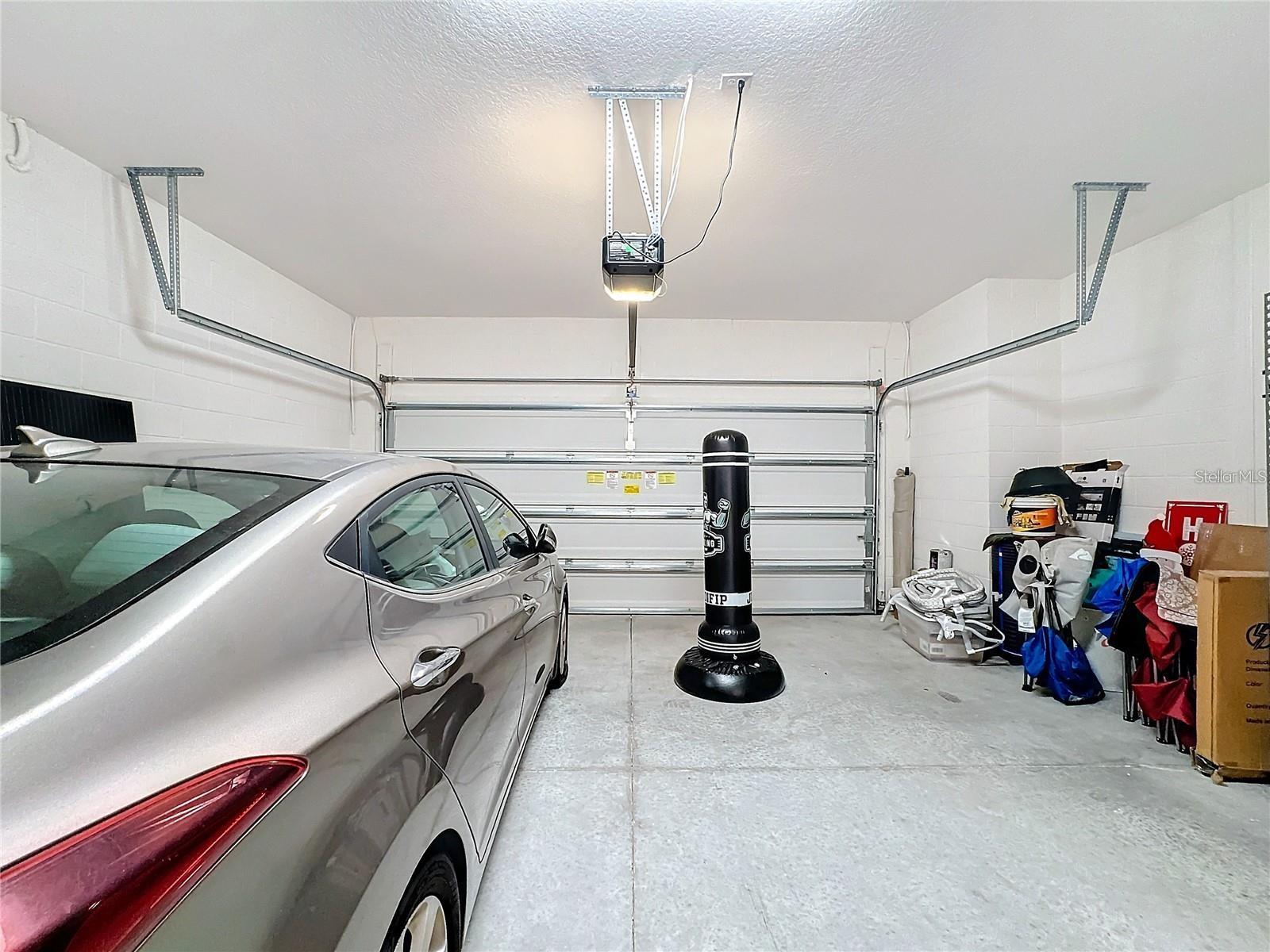 O6434754 Property Photo 33