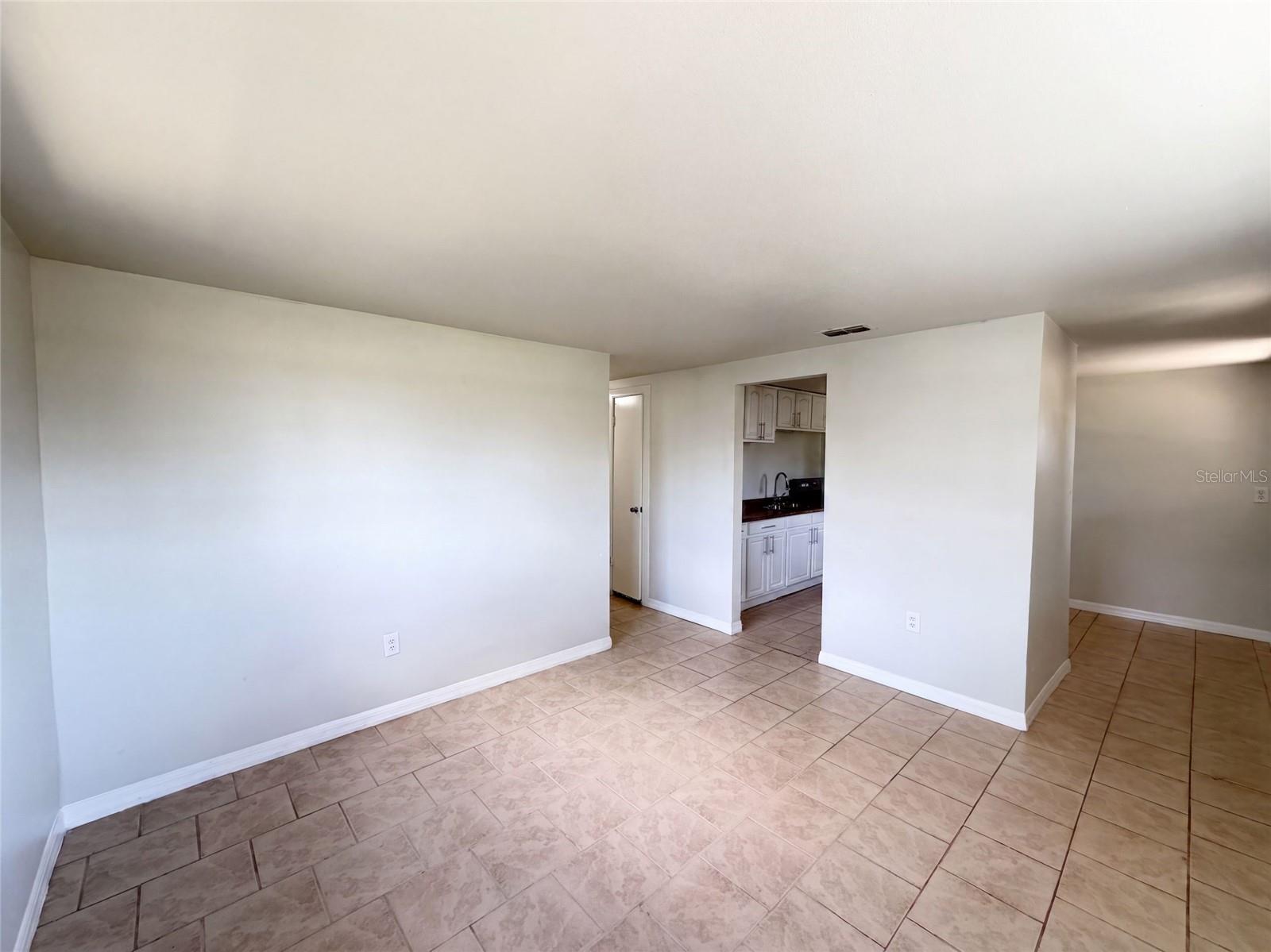 2213 Bouyer St Property Photo 3