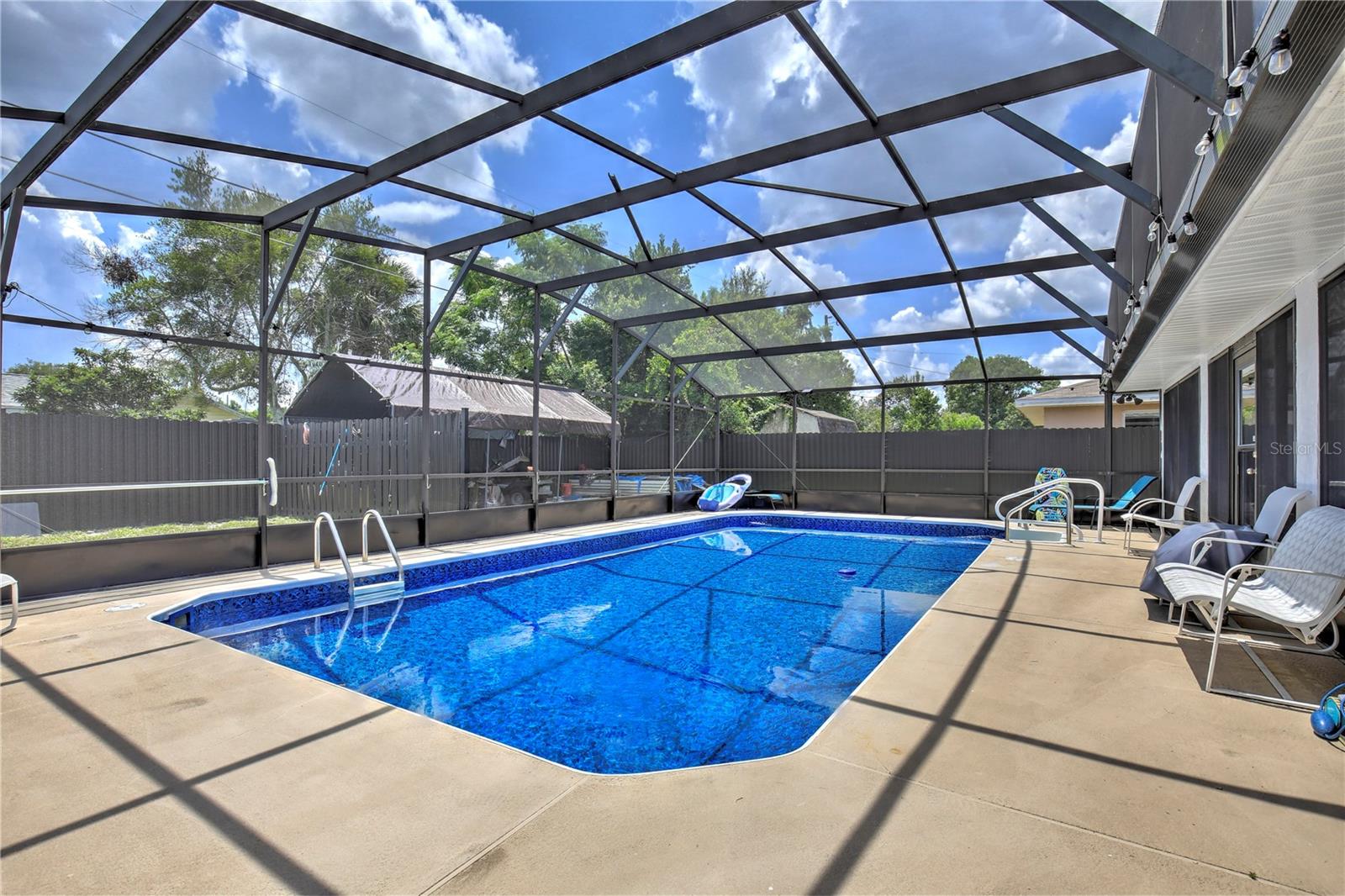 1129 Madura Dr Property Photo 35