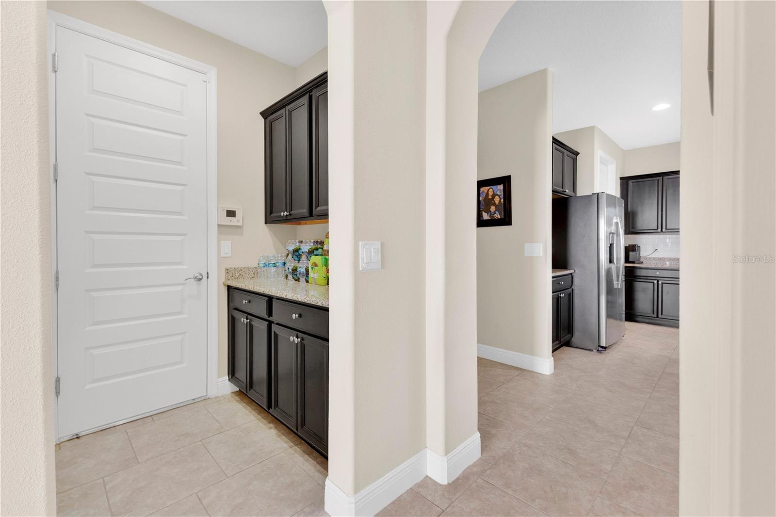 8711 Eden Cove Dr Property Photo 8