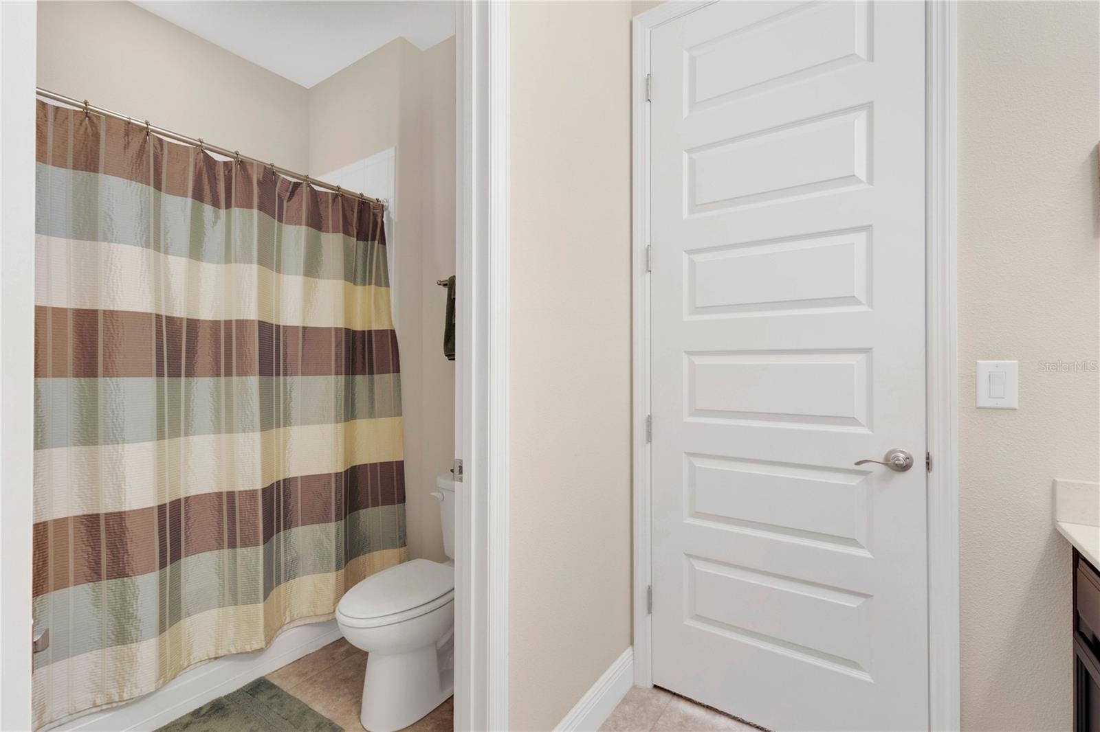 8711 Eden Cove Dr Property Photo 19
