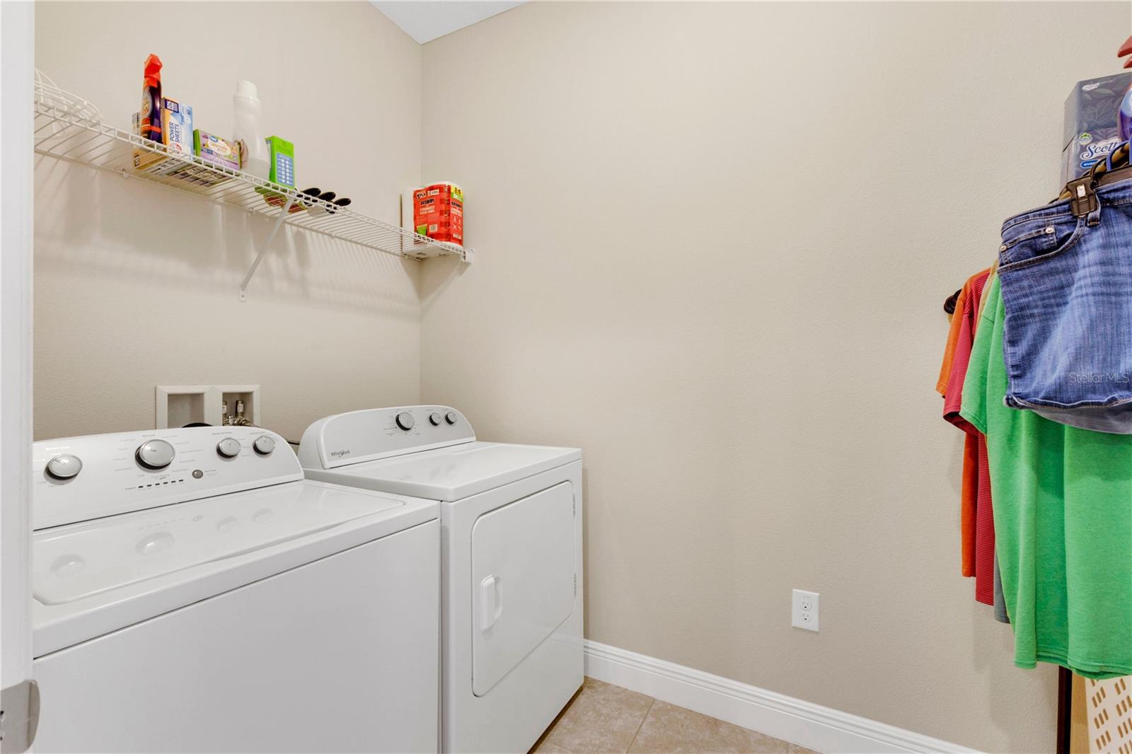 8711 Eden Cove Dr Property Photo 23