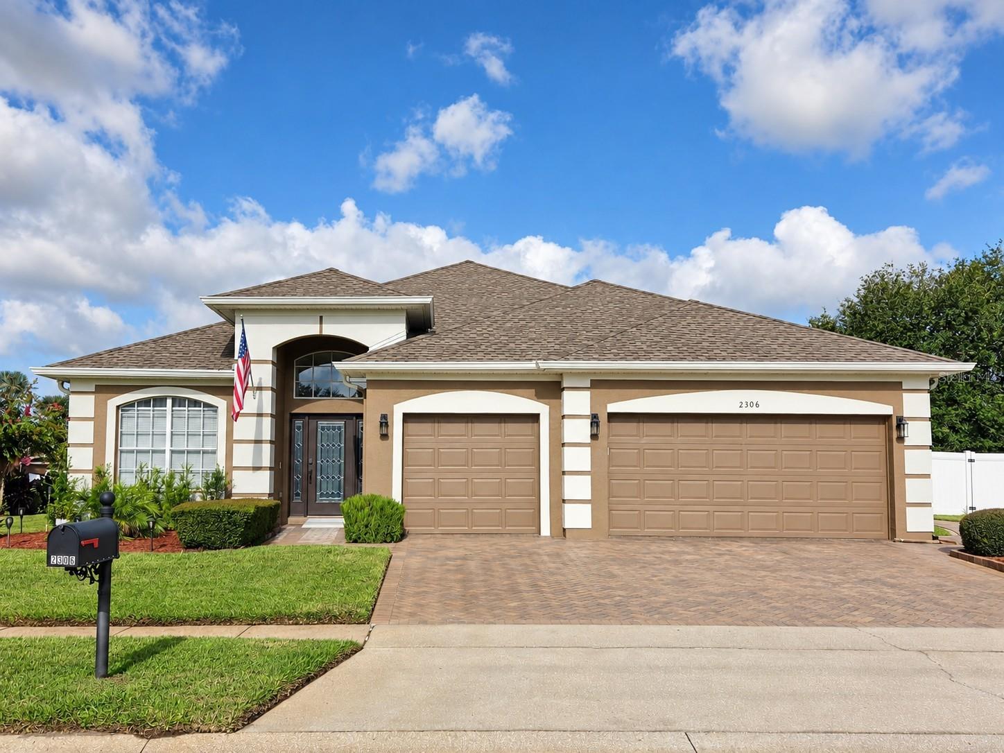 2306 Emerald Rose Way Property Photo 1