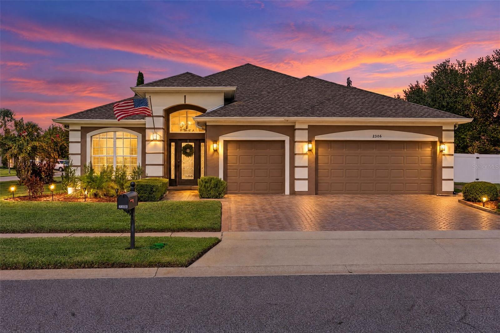 2306 Emerald Rose Way Property Photo 1