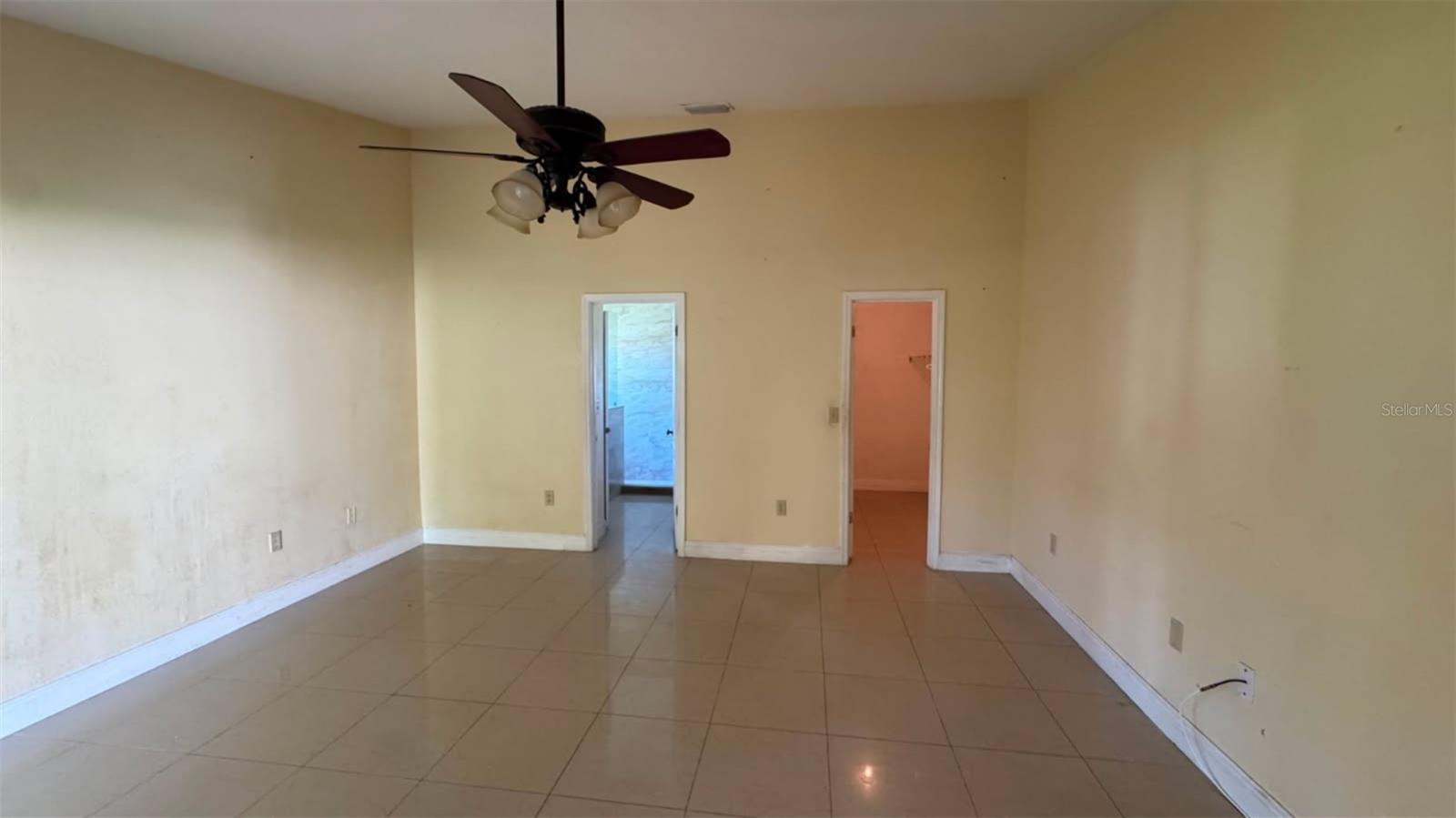 822 Valnera Ct Property Photo 16