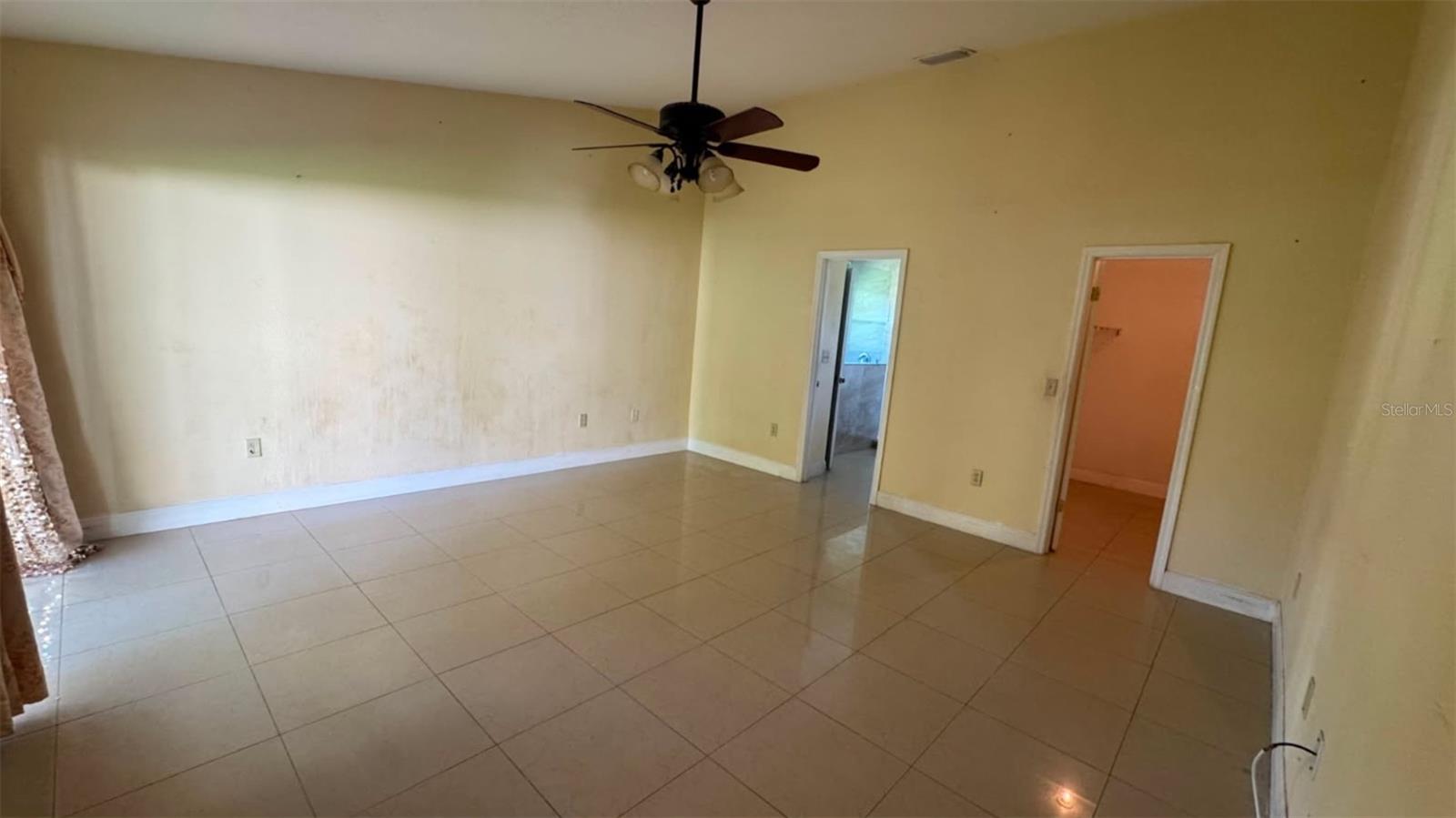822 Valnera Ct Property Photo 19