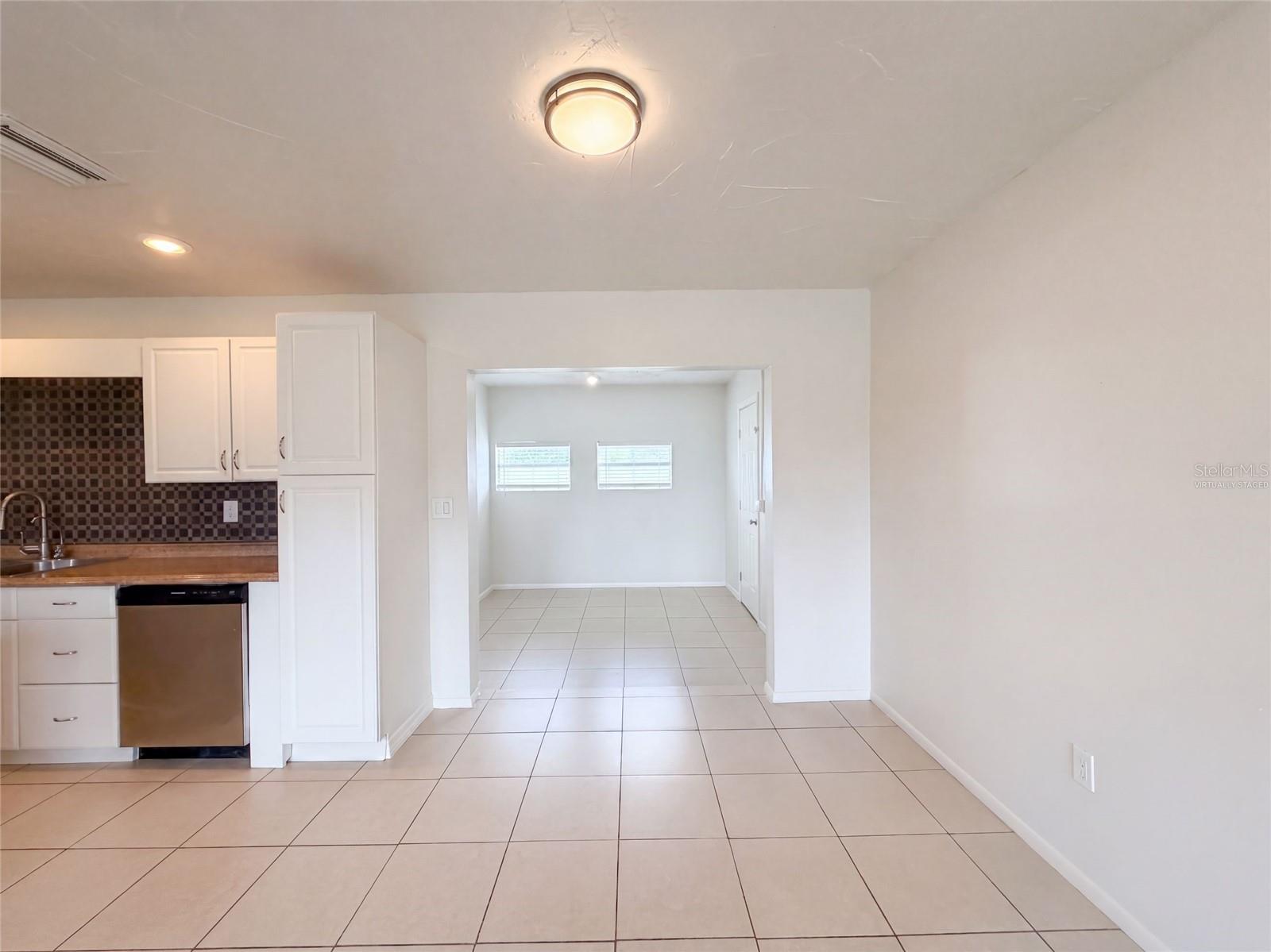 124 San Benito Ave Property Photo 2