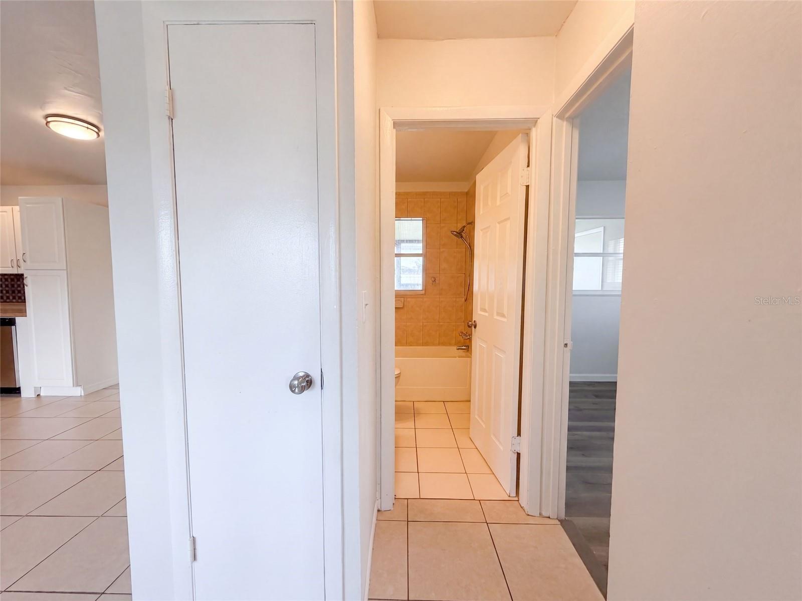 124 San Benito Ave Property Photo 22
