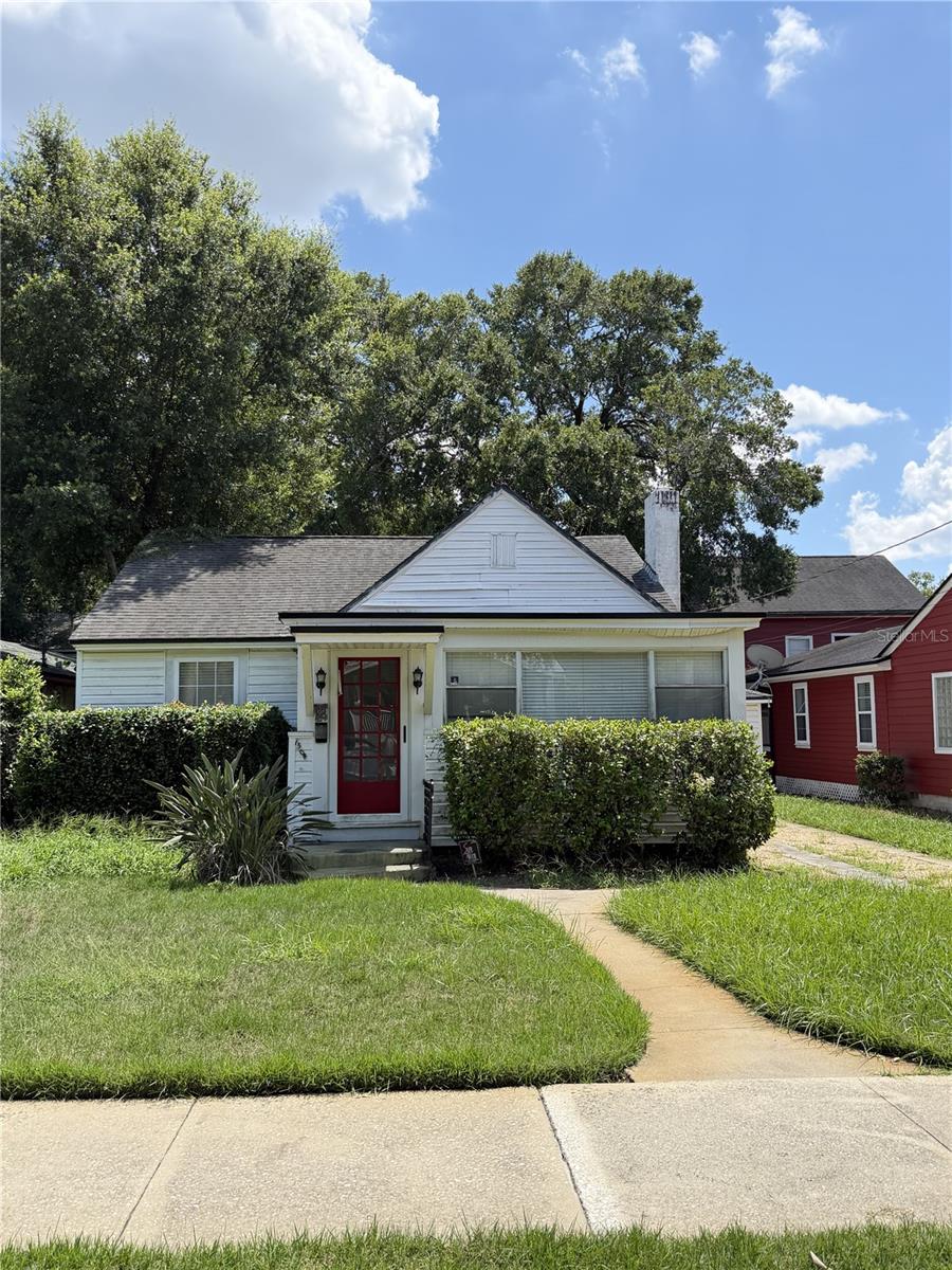 1504 E Washington St Property Photo 1