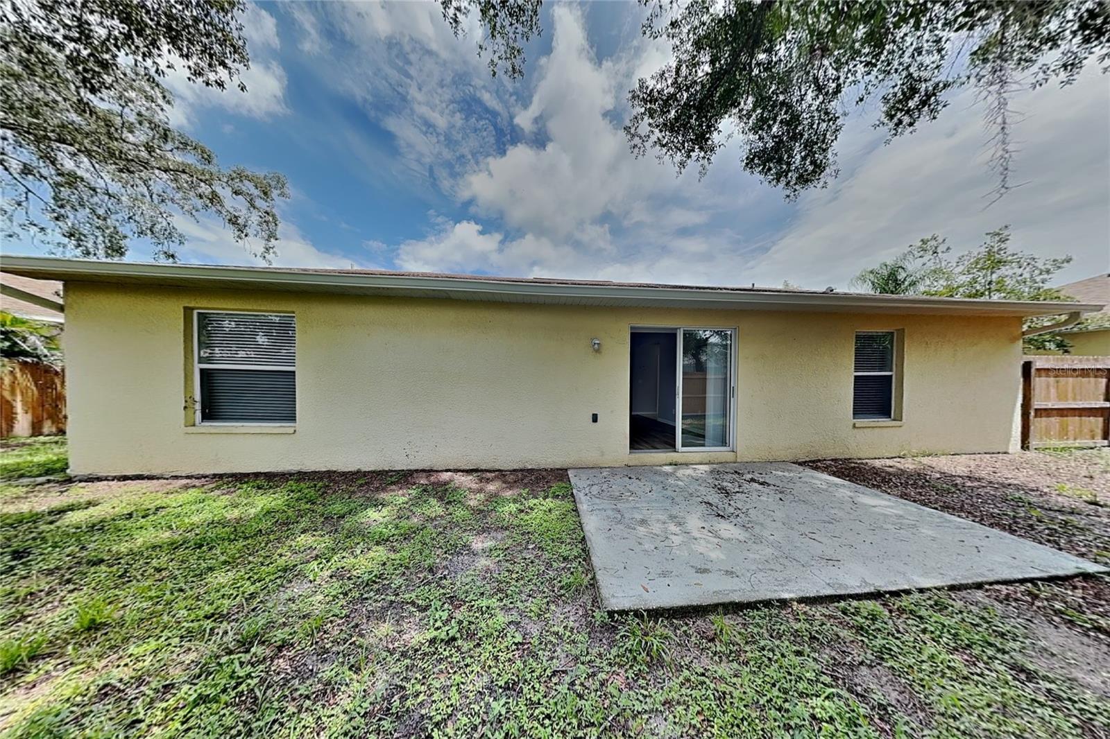 O6434820 Property Photo 14