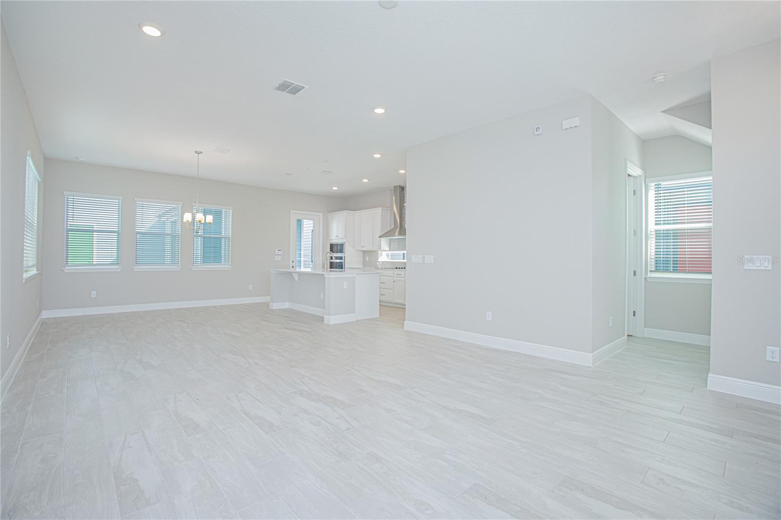 6533 Rover Way Property Photo 14