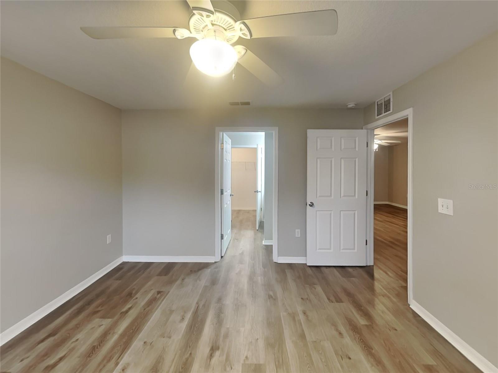O6434829 Property Photo 7