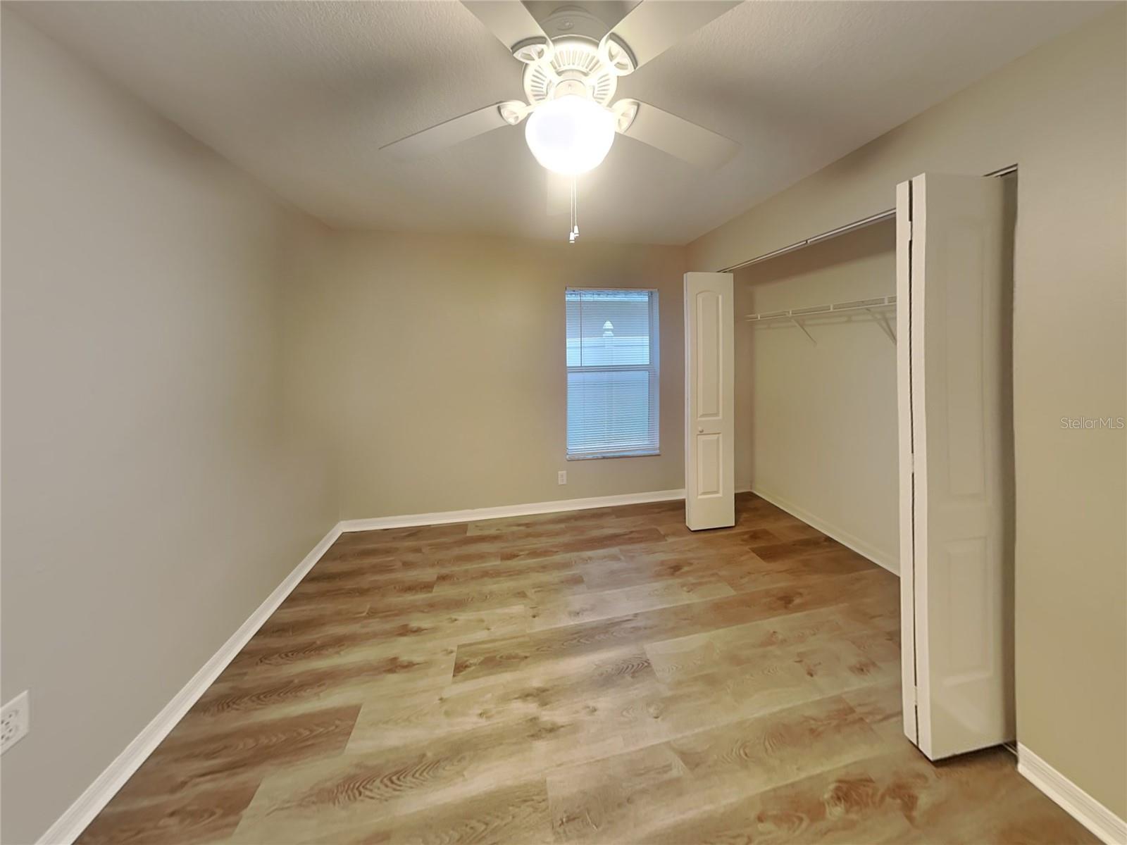 O6434829 Property Photo 10