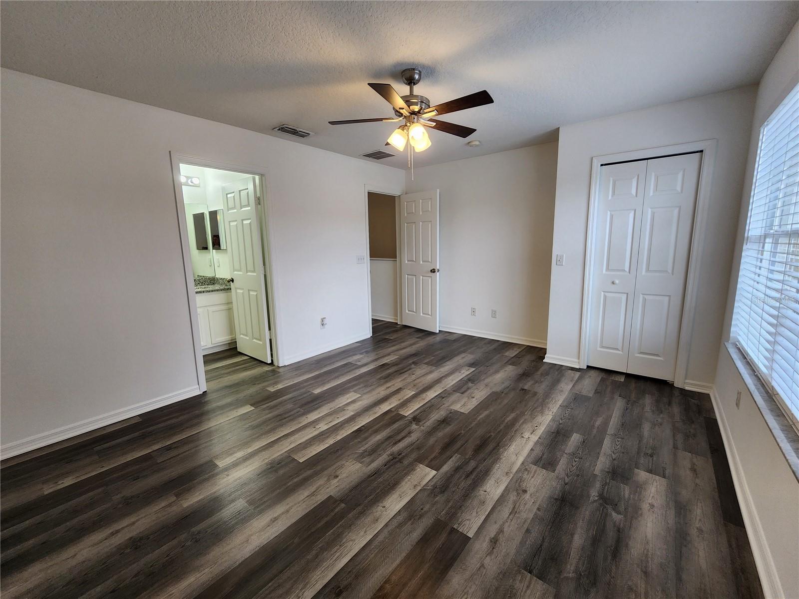 701 Cresting Oak Cir #111 Property Photo 15