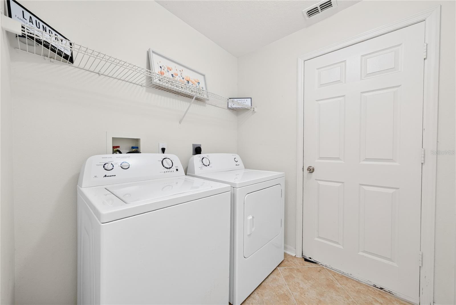 341 Willowbay Ridge St Property Photo 31